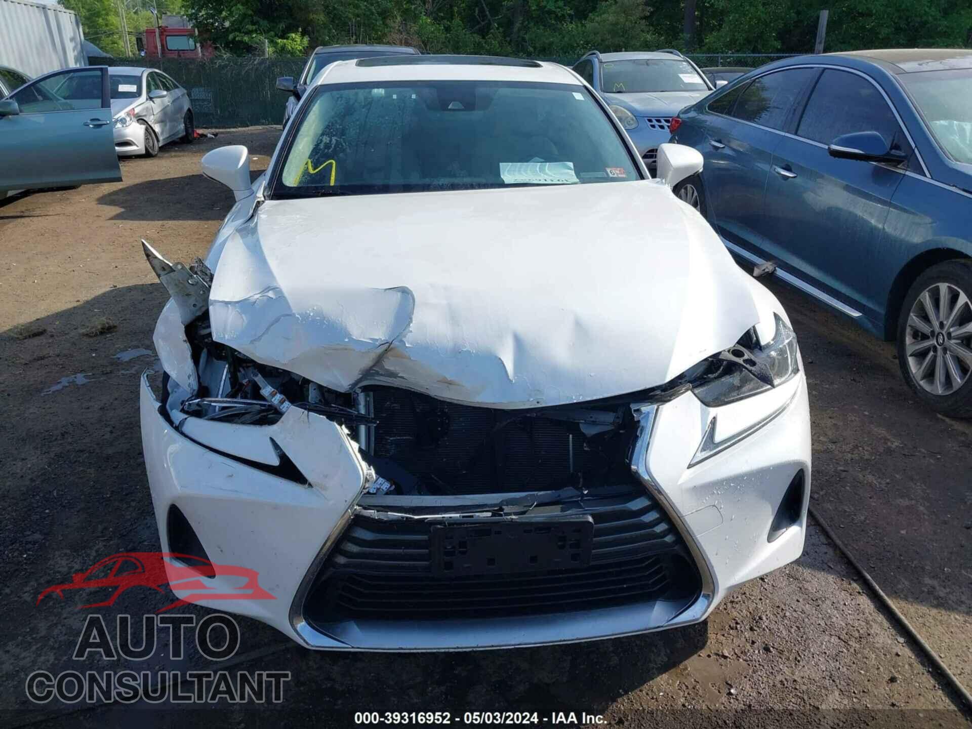 LEXUS IS 2017 - JTHCM1D23H5023241