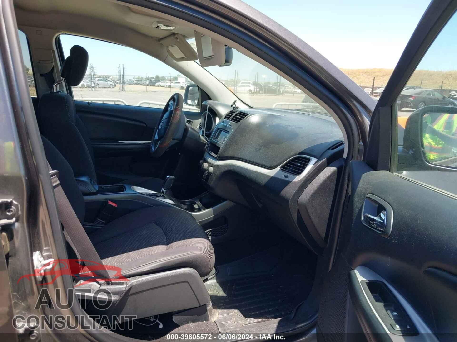 DODGE JOURNEY 2017 - 3C4PDCBB9HT569902