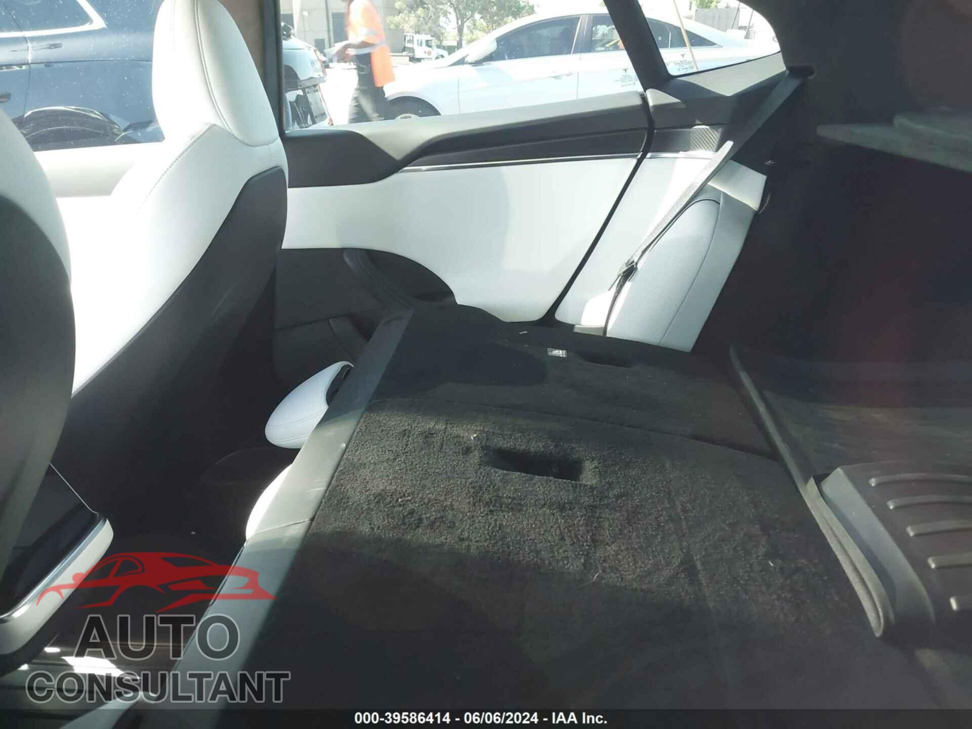 TESLA MODEL S 2021 - 5YJSA1E67MF453337
