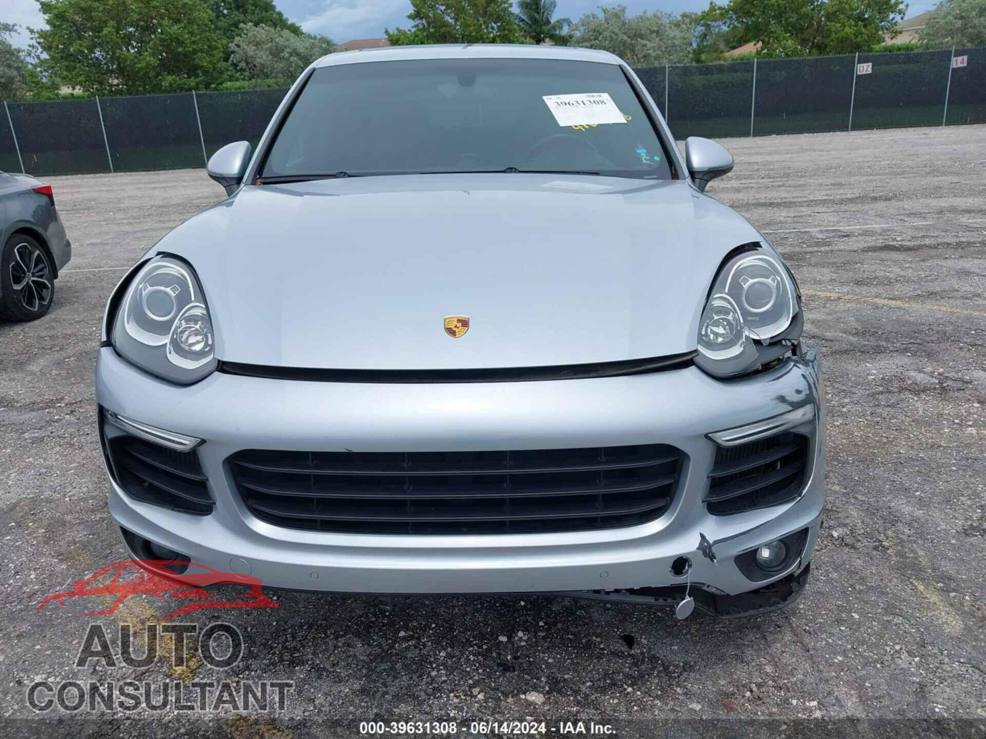 PORSCHE CAYENNE 2017 - WP1AB2A27HLA51689