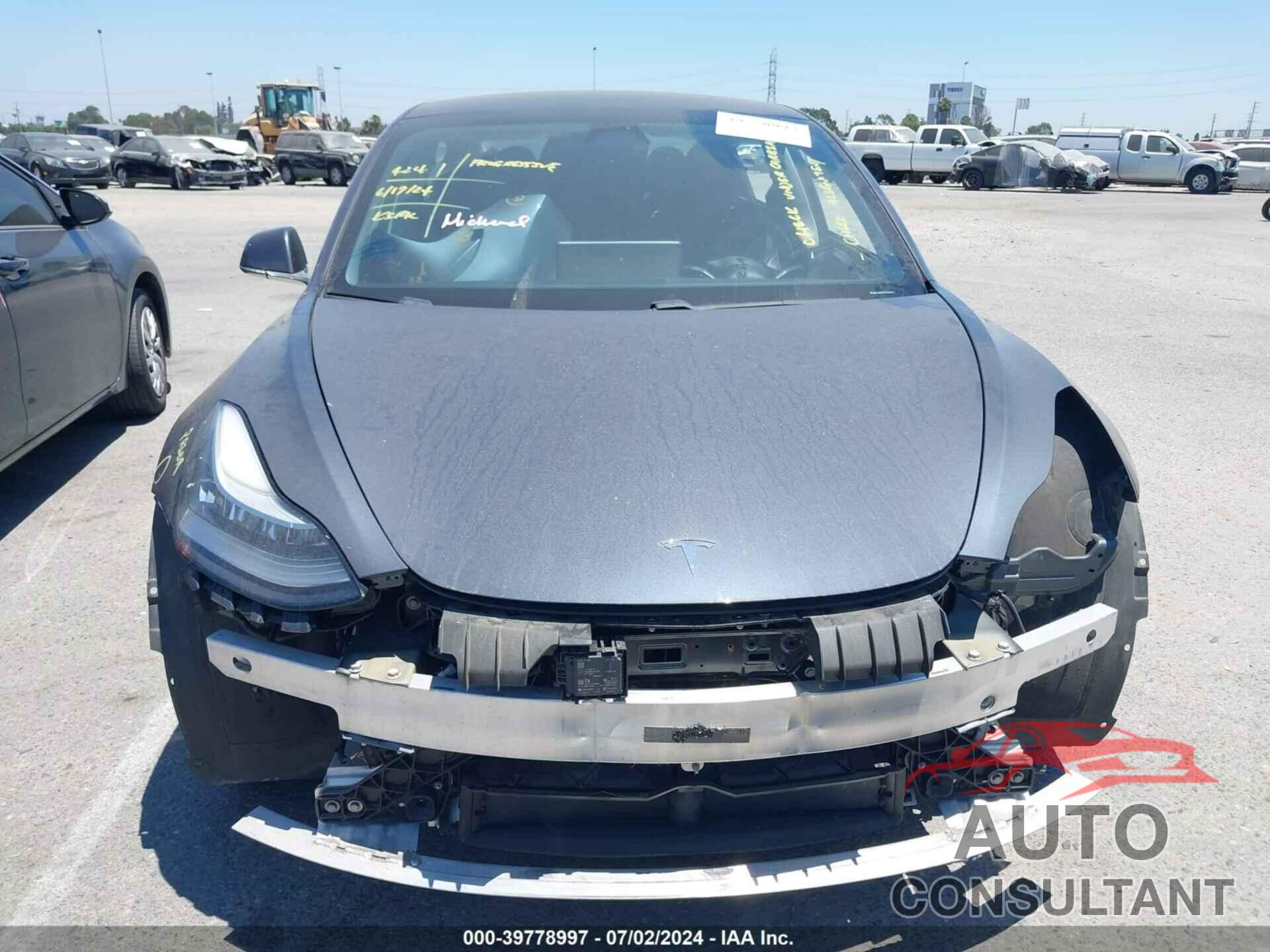 TESLA MODEL 3 2020 - 5YJ3E1EA0LF643900