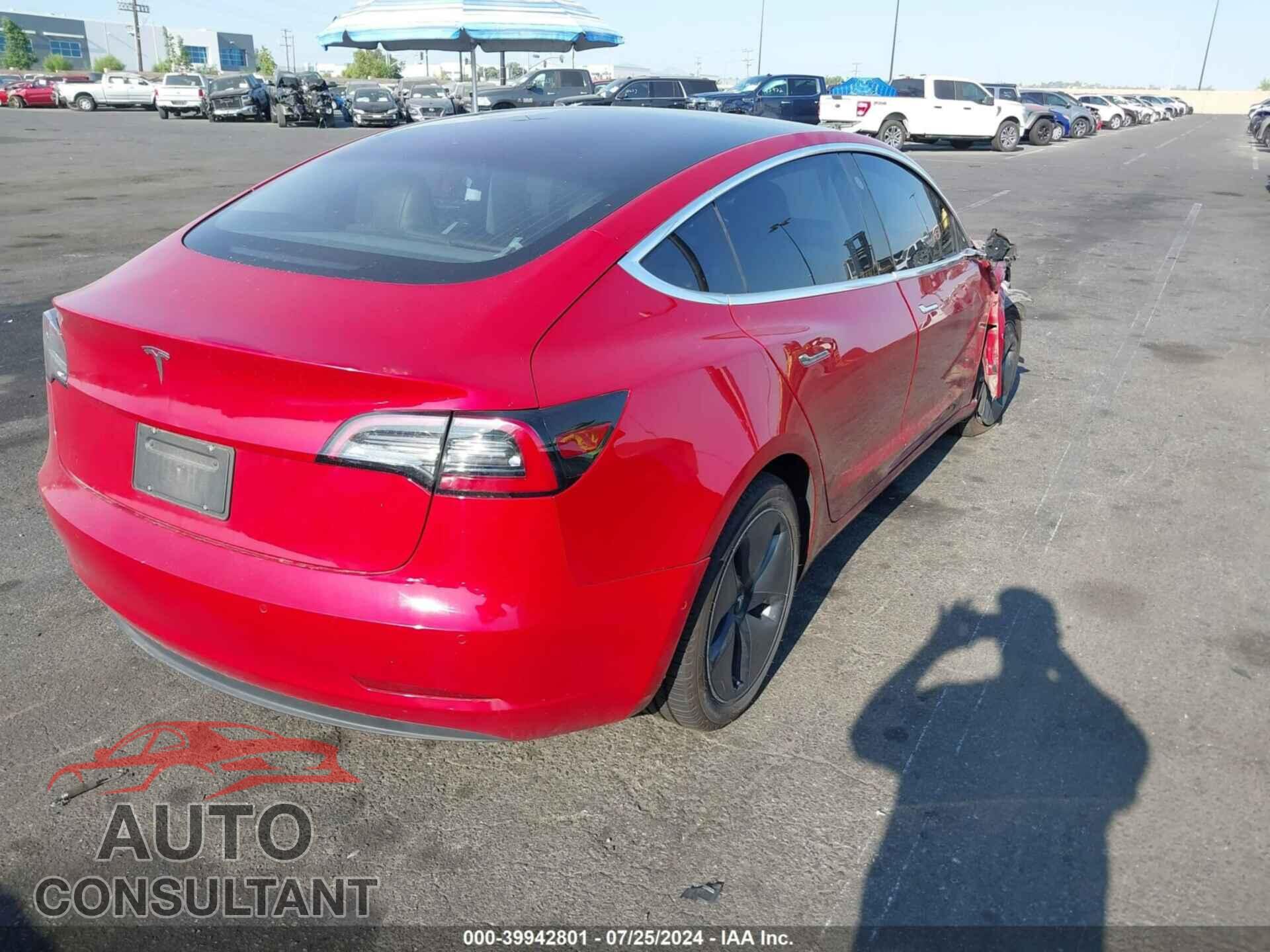 TESLA MODEL 3 2017 - 5YJ3E1EA0HF000728