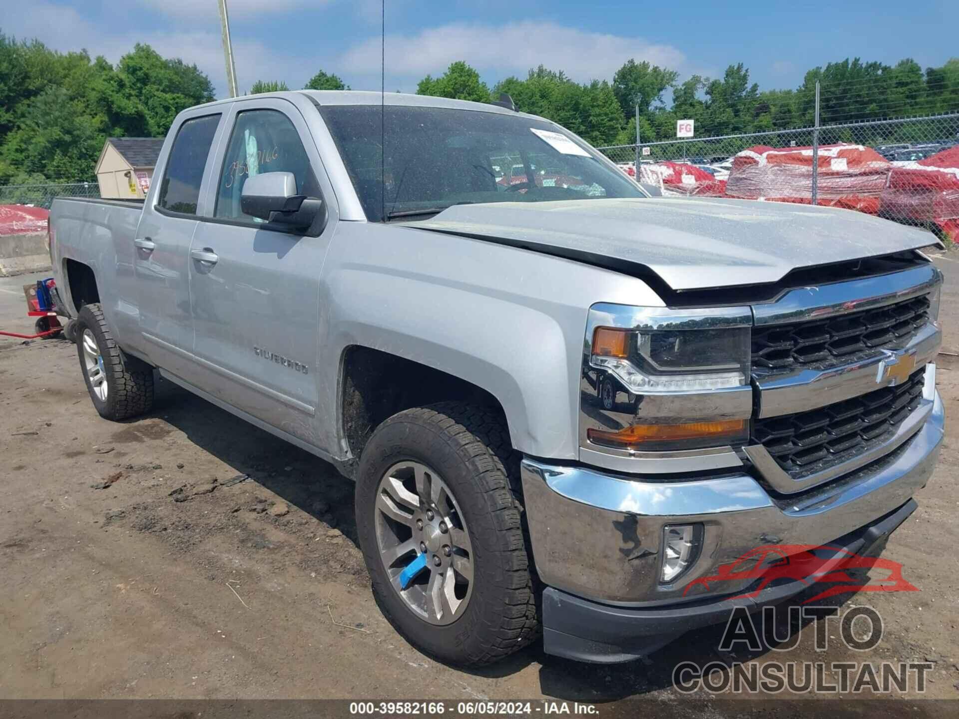 CHEVROLET SILVERADO 1500 2018 - 1GCVKREC3JZ165562