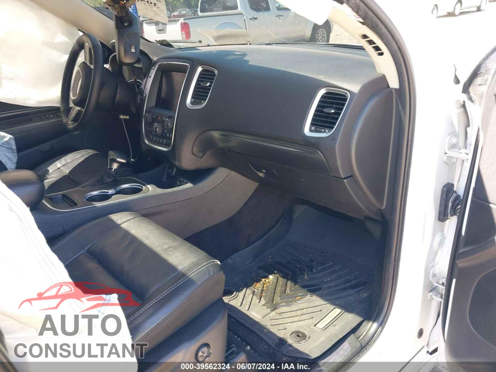 DODGE DURANGO 2018 - 1C4RDJEG3JC187676