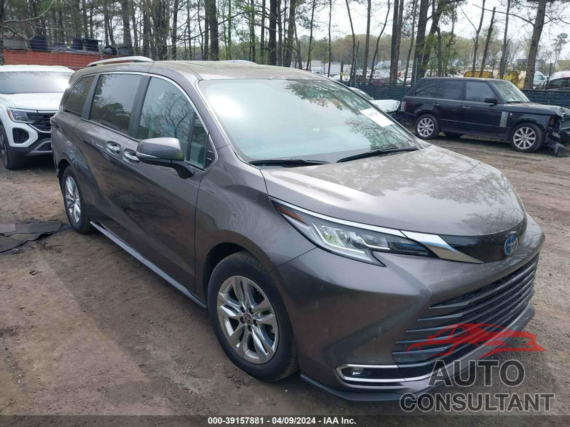 TOYOTA SIENNA 2022 - 5TDZSKFC2NS060834