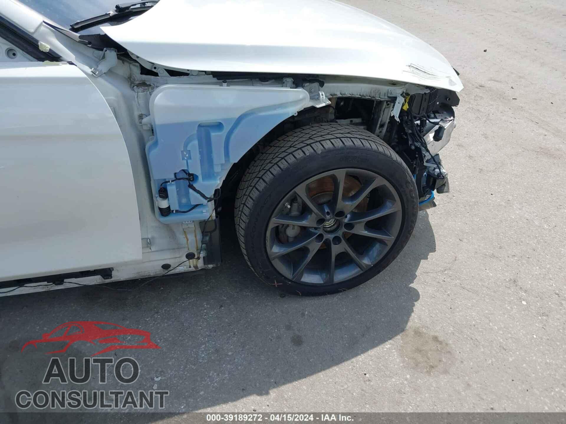 BMW 328I 2016 - WBA8E3G52GNU05777