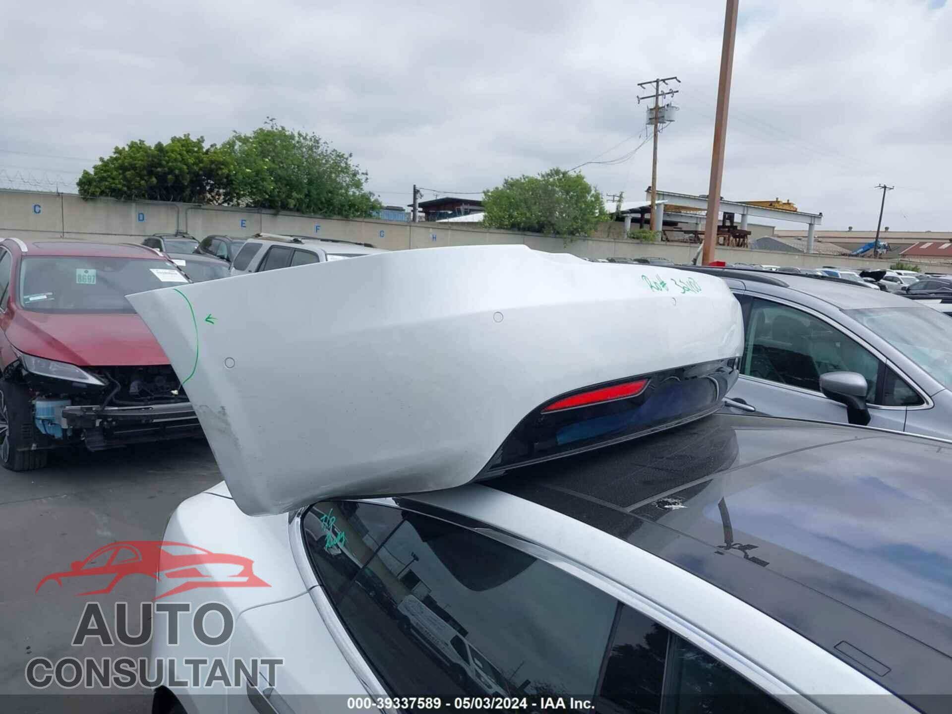 TESLA MODEL S 2016 - 5YJSA1E18GF160457