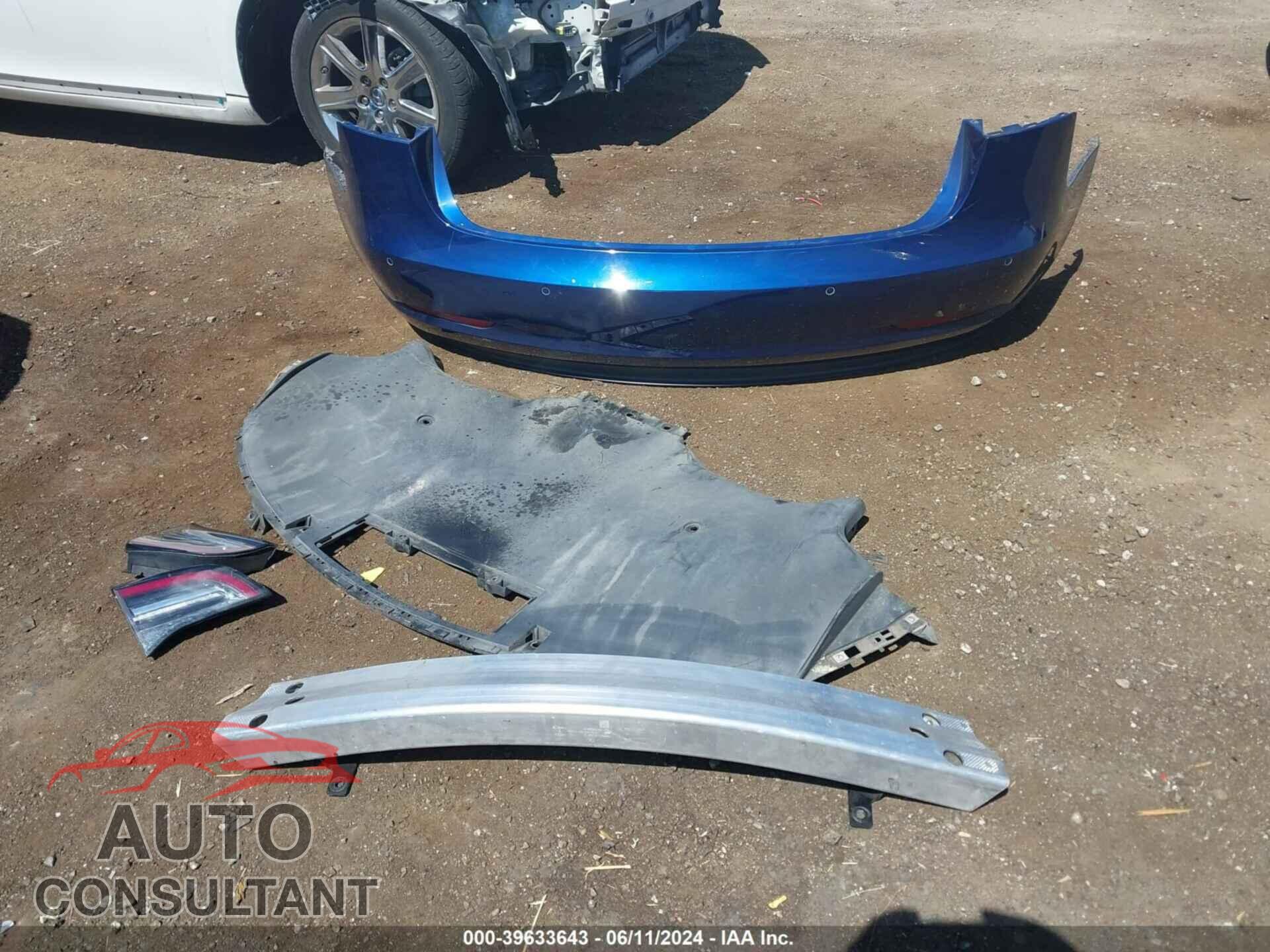 TESLA MODEL 3 2019 - 5YJ3E1EA0KF402840