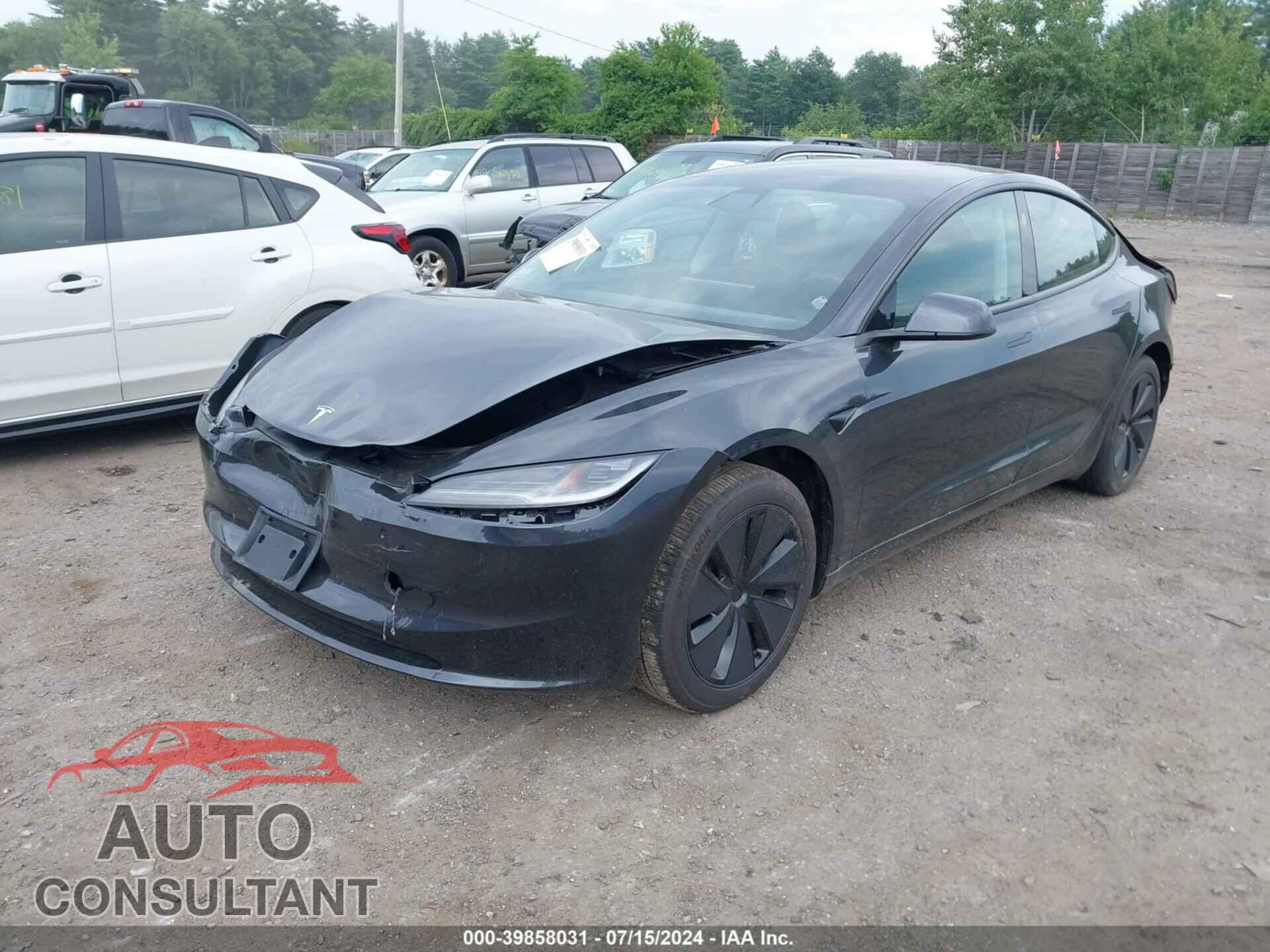 TESLA MODEL 3 2024 - 5YJ3E1EA2RF747328
