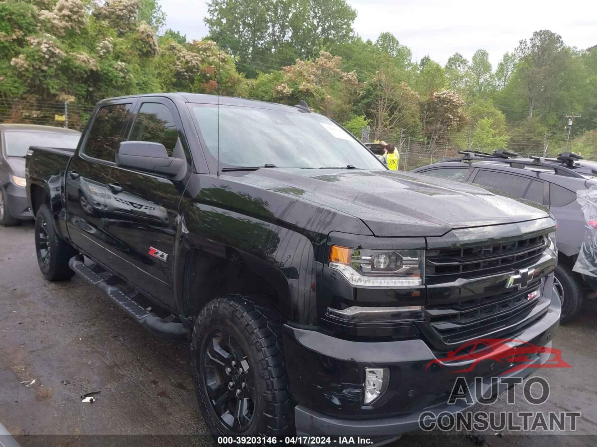 CHEVROLET SILVERADO 1500 2018 - 3GCUKSEC6JG190684