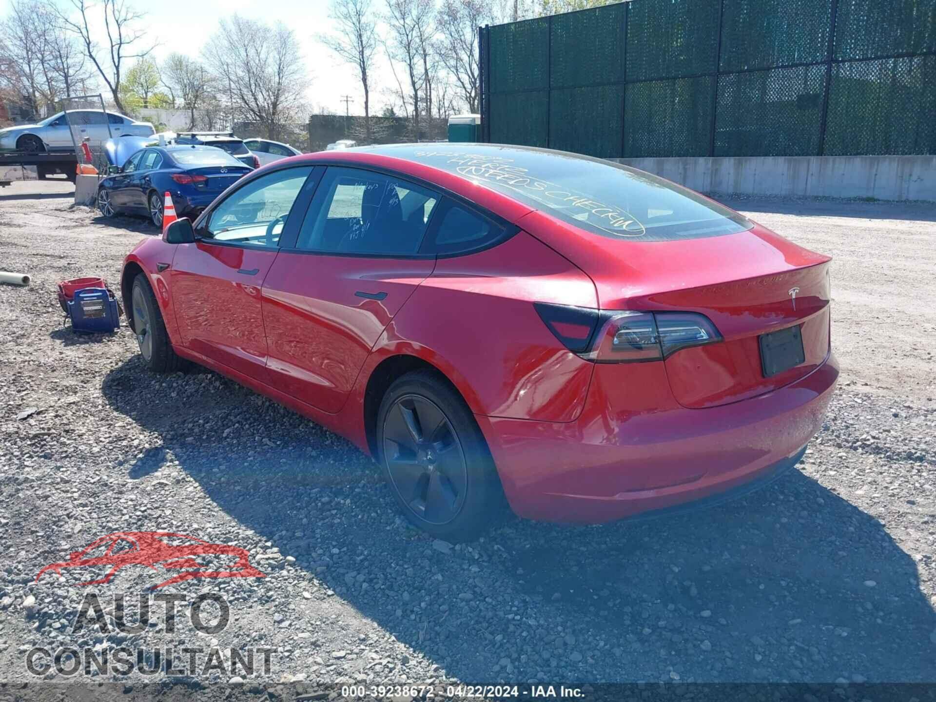 TESLA MODEL 3 2022 - 5YJ3E1EAXNF371004