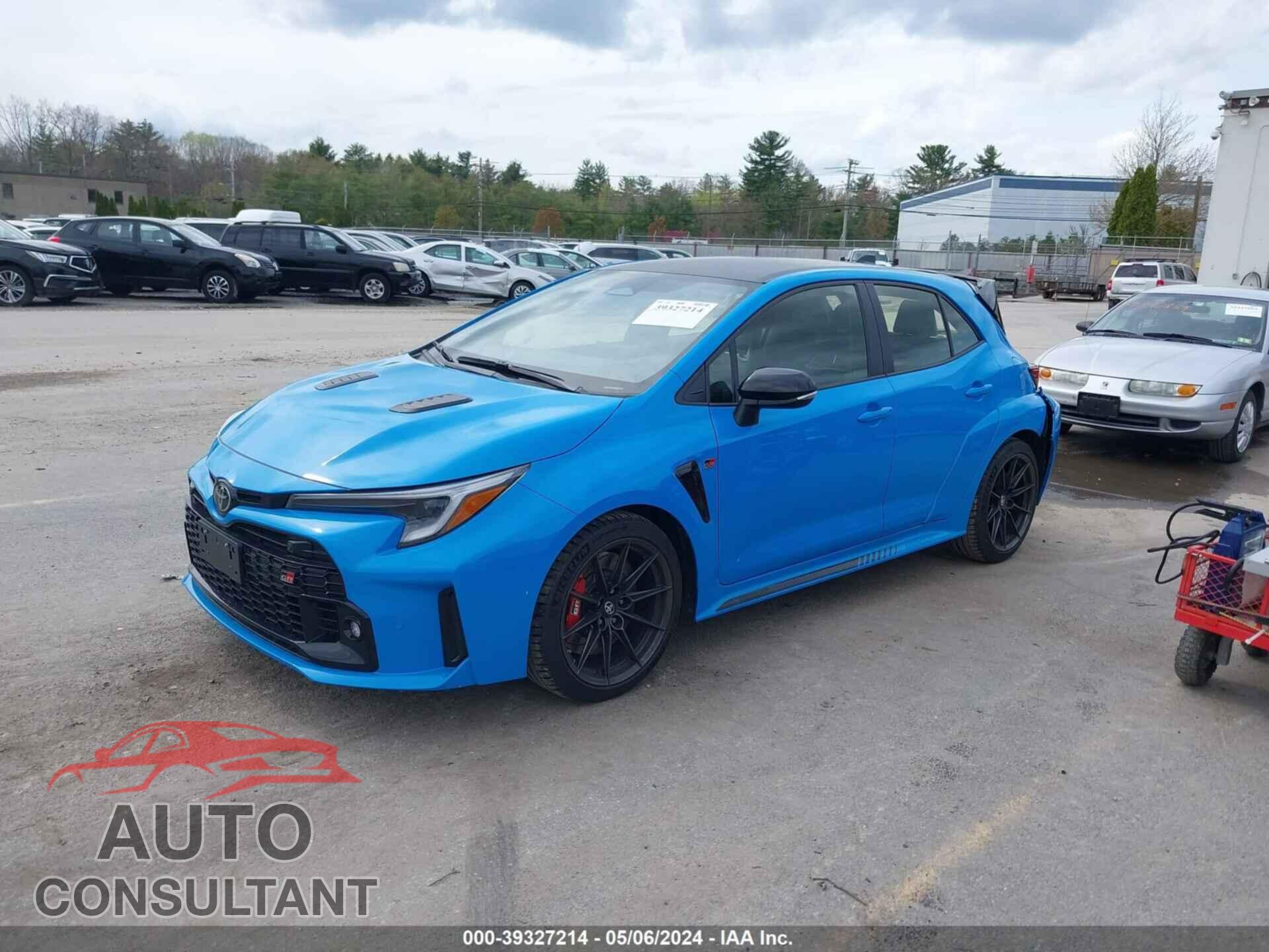 TOYOTA GR COROLLA 2024 - JTNABAAE8RA009062
