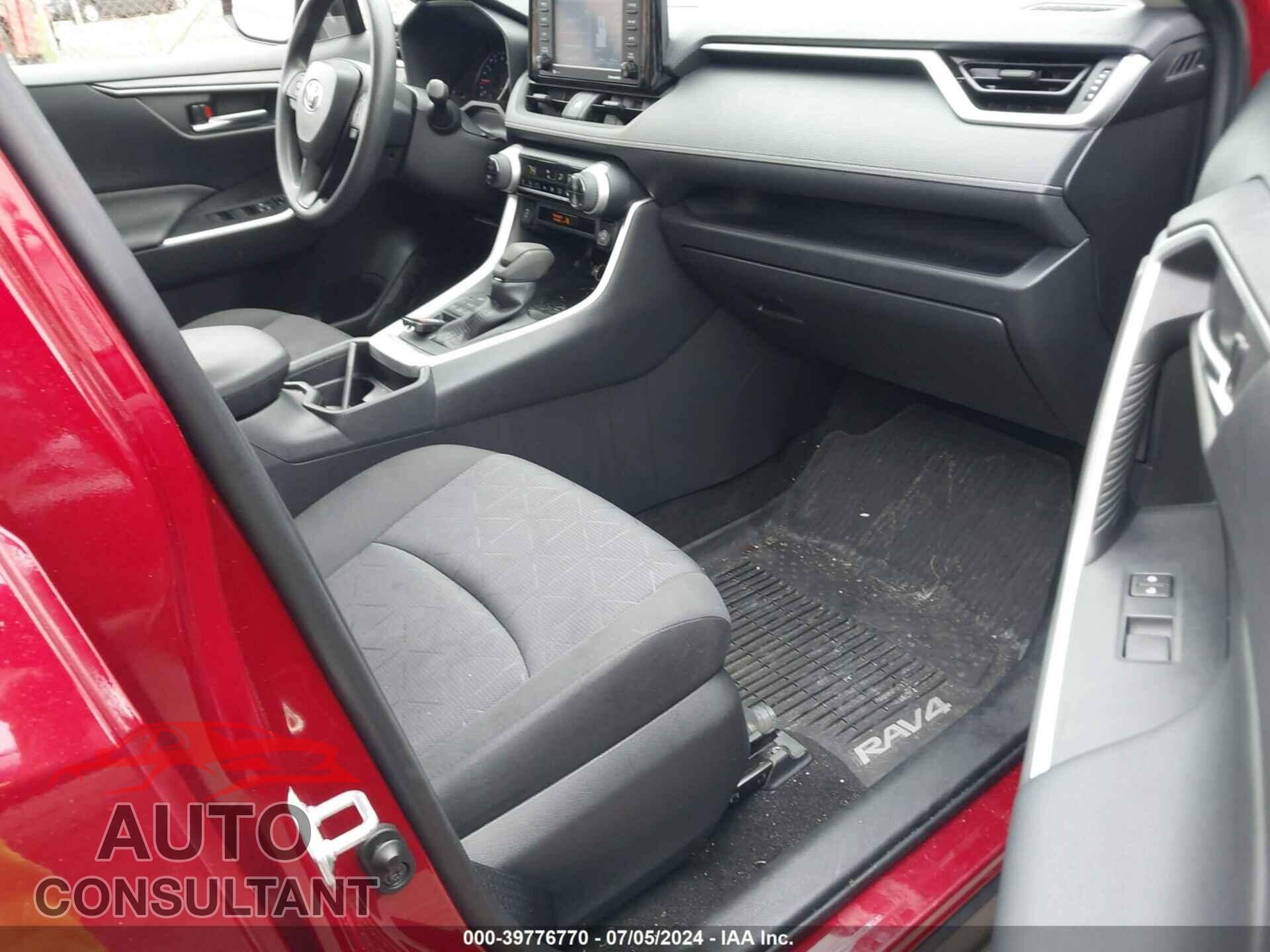 TOYOTA RAV4 2020 - JTMP1RFV2LD530650