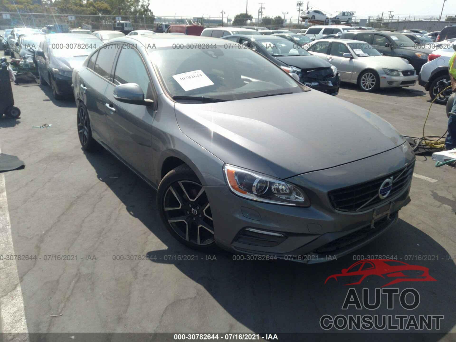 VOLVO S60 2017 - YV126MFL2H2421504