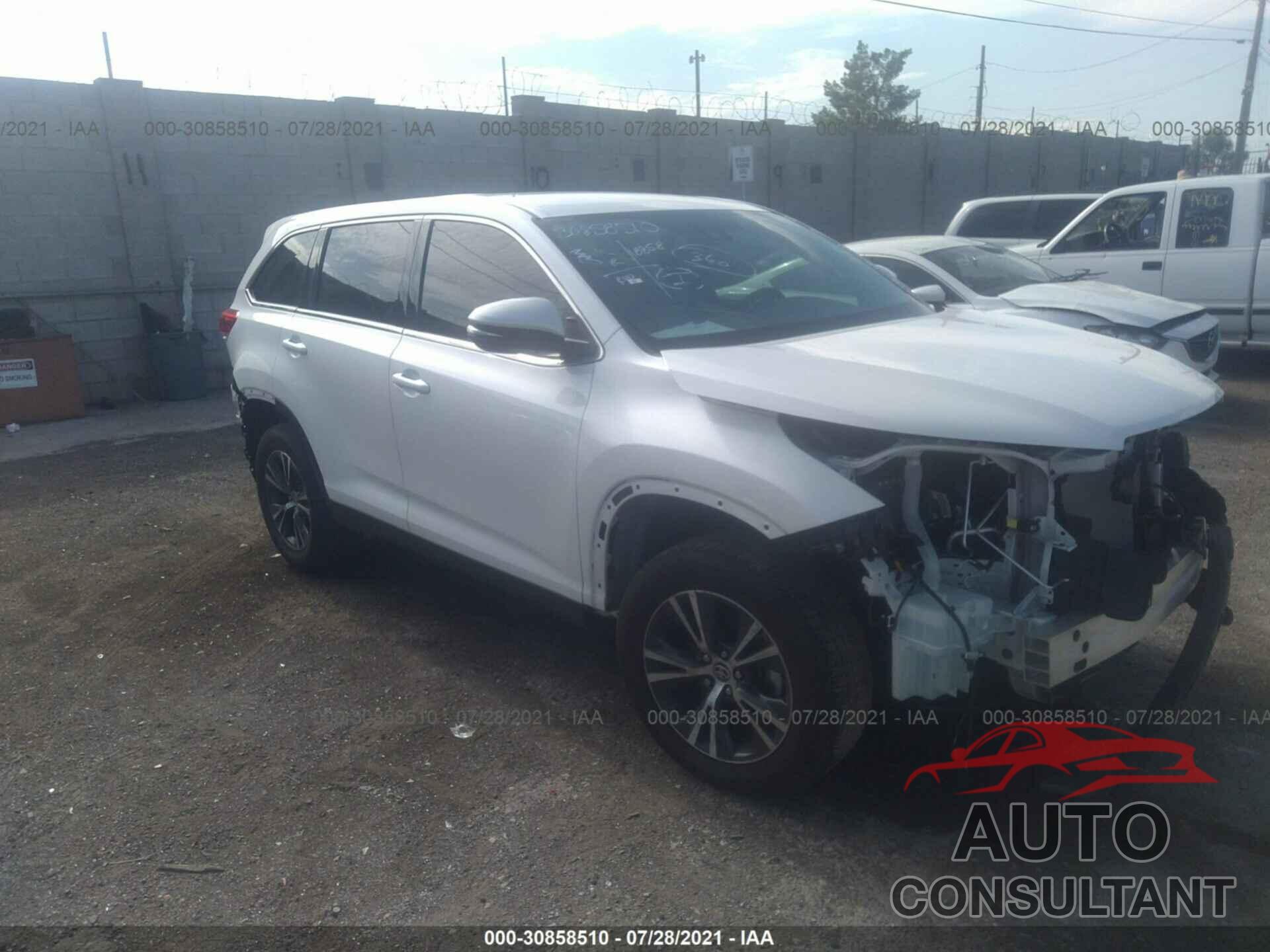 TOYOTA HIGHLANDER 2019 - 5TDZZRFH3KS367361
