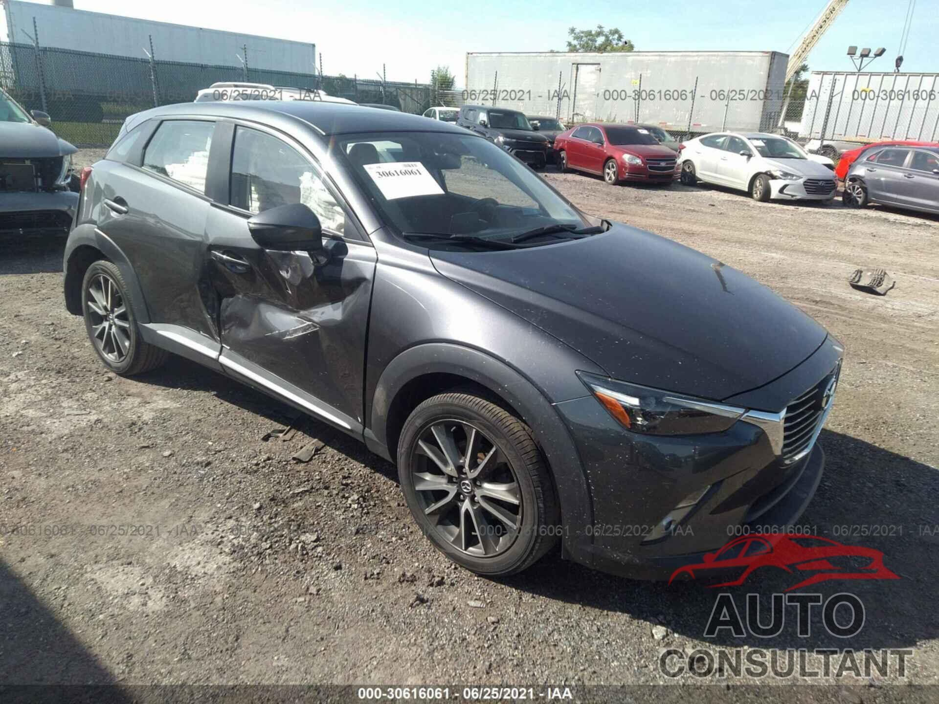 MAZDA CX-3 2017 - JM1DKFD75H0153796