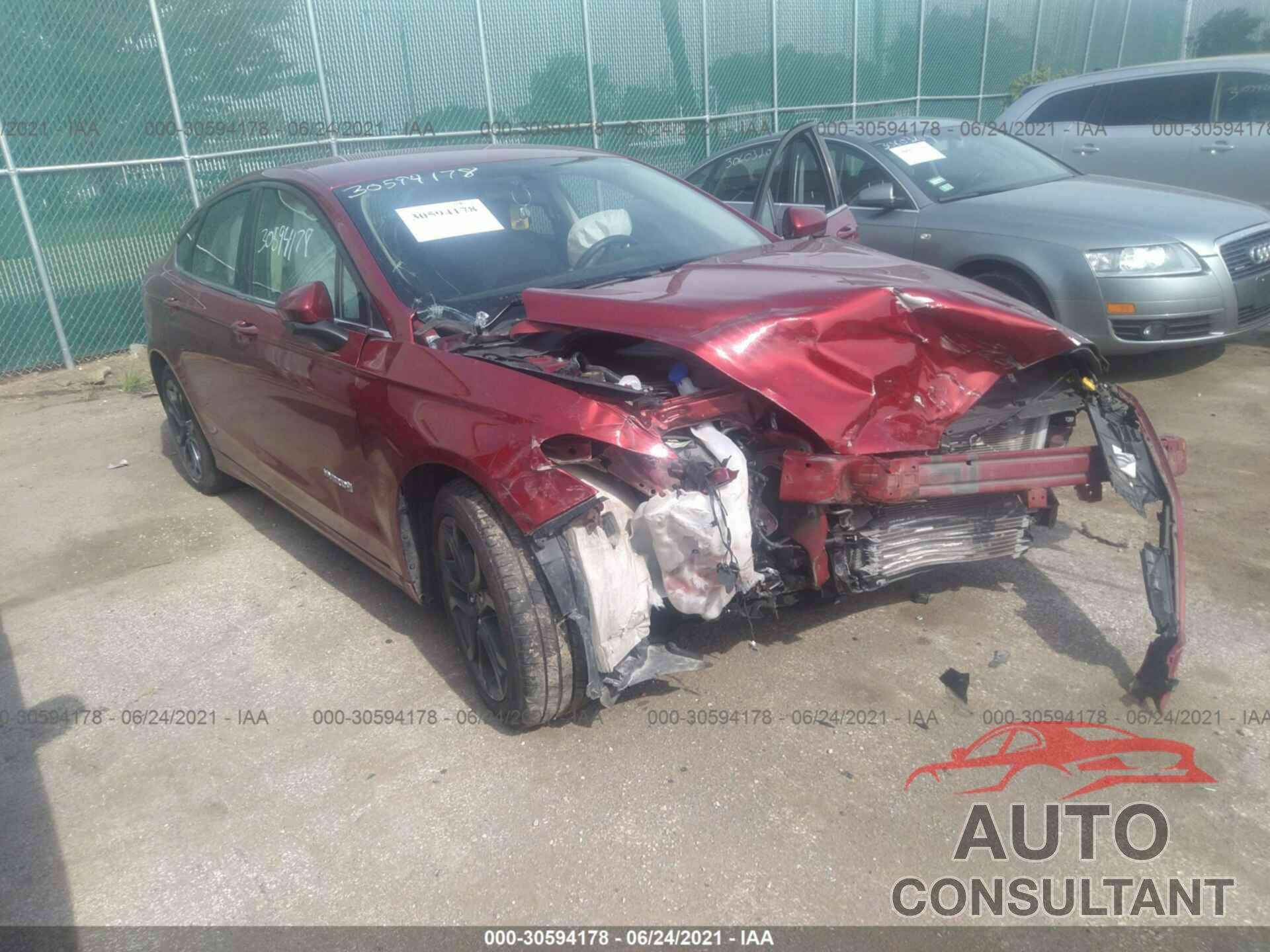 FORD FUSION HYBRID 2018 - 3FA6P0LU7JR120258