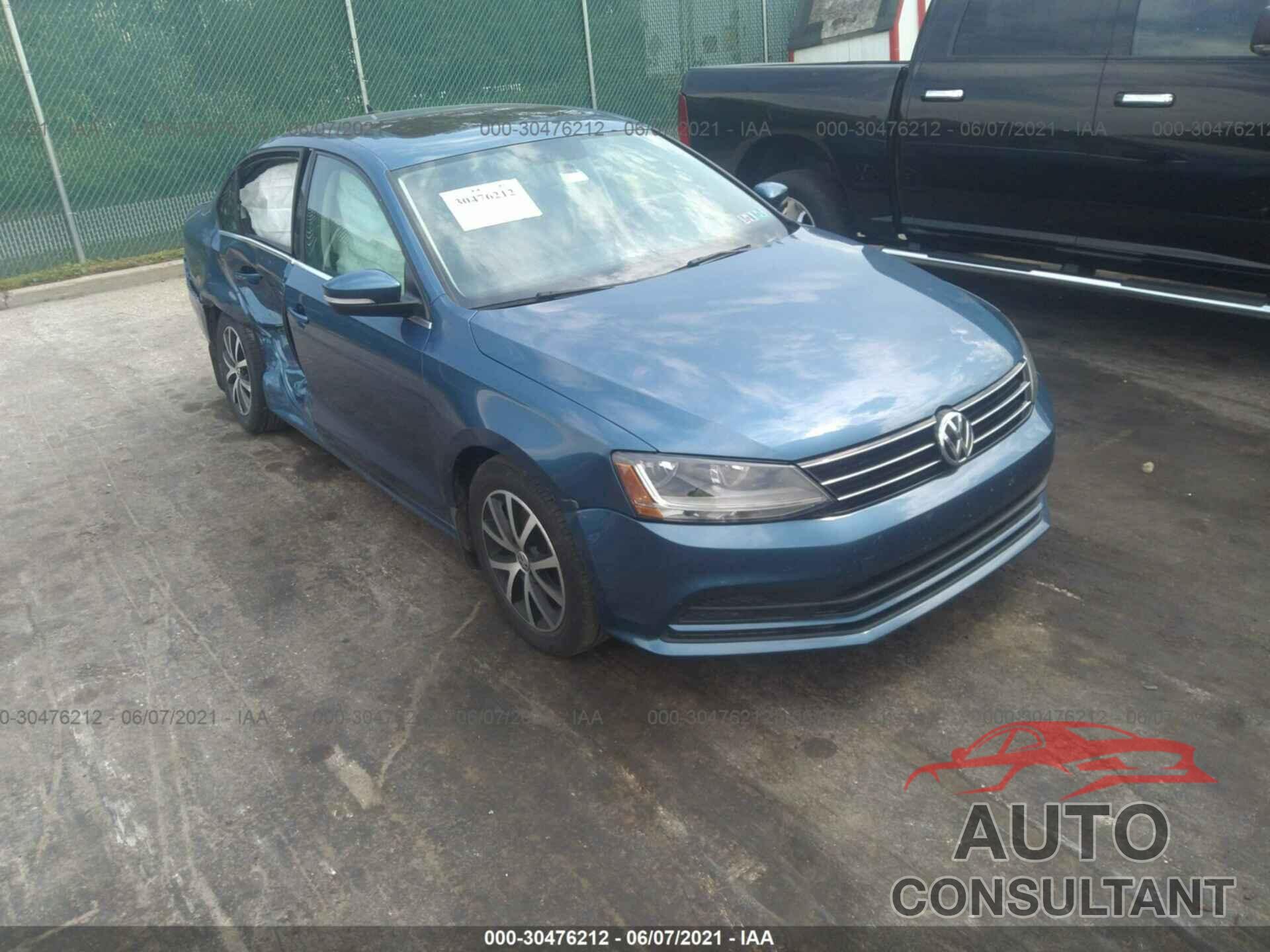 VOLKSWAGEN JETTA 2017 - 3VWB67AJ9HM227376