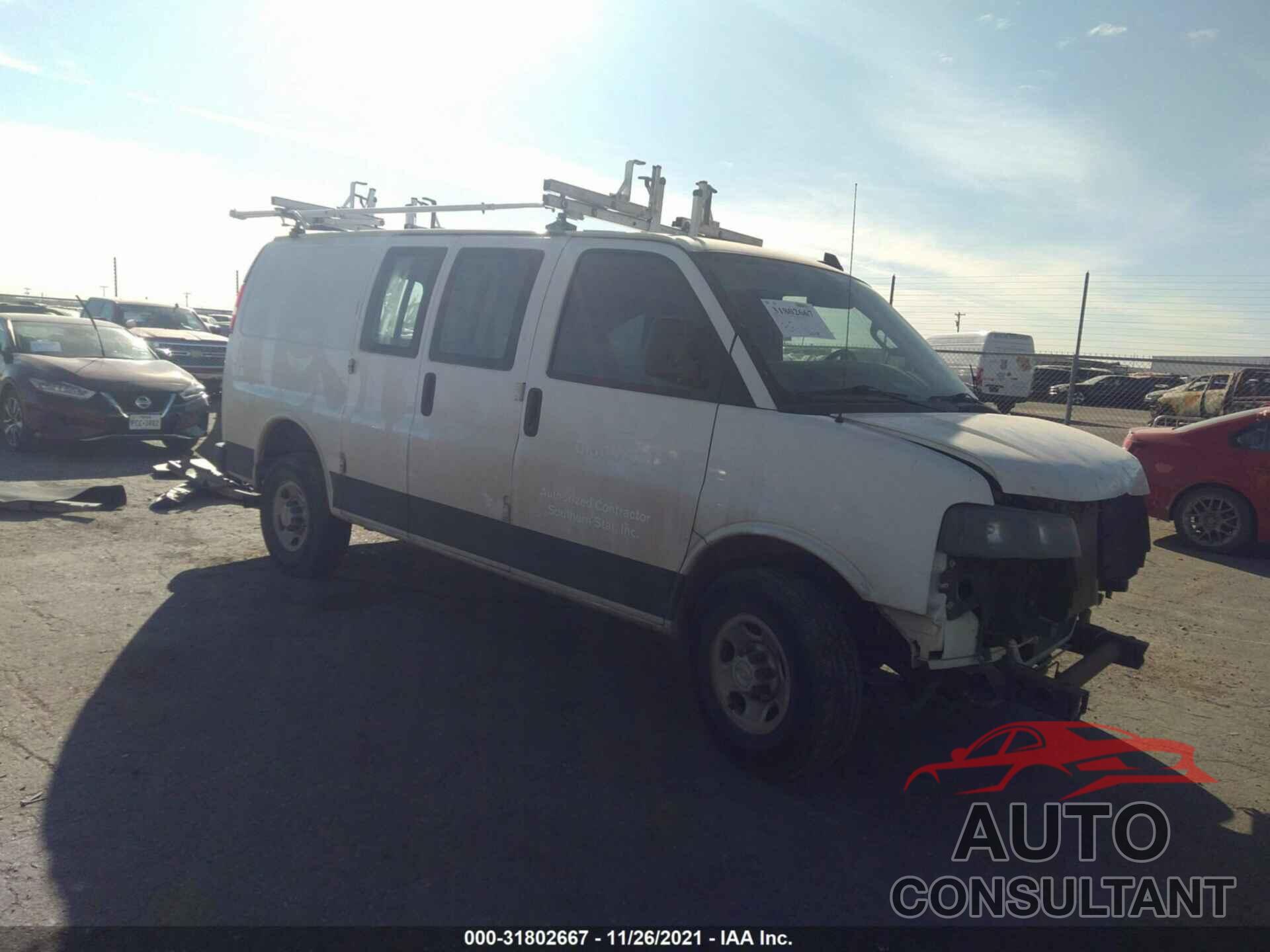 CHEVROLET EXPRESS CARGO VAN 2020 - 1GCWGAFP6L1175478