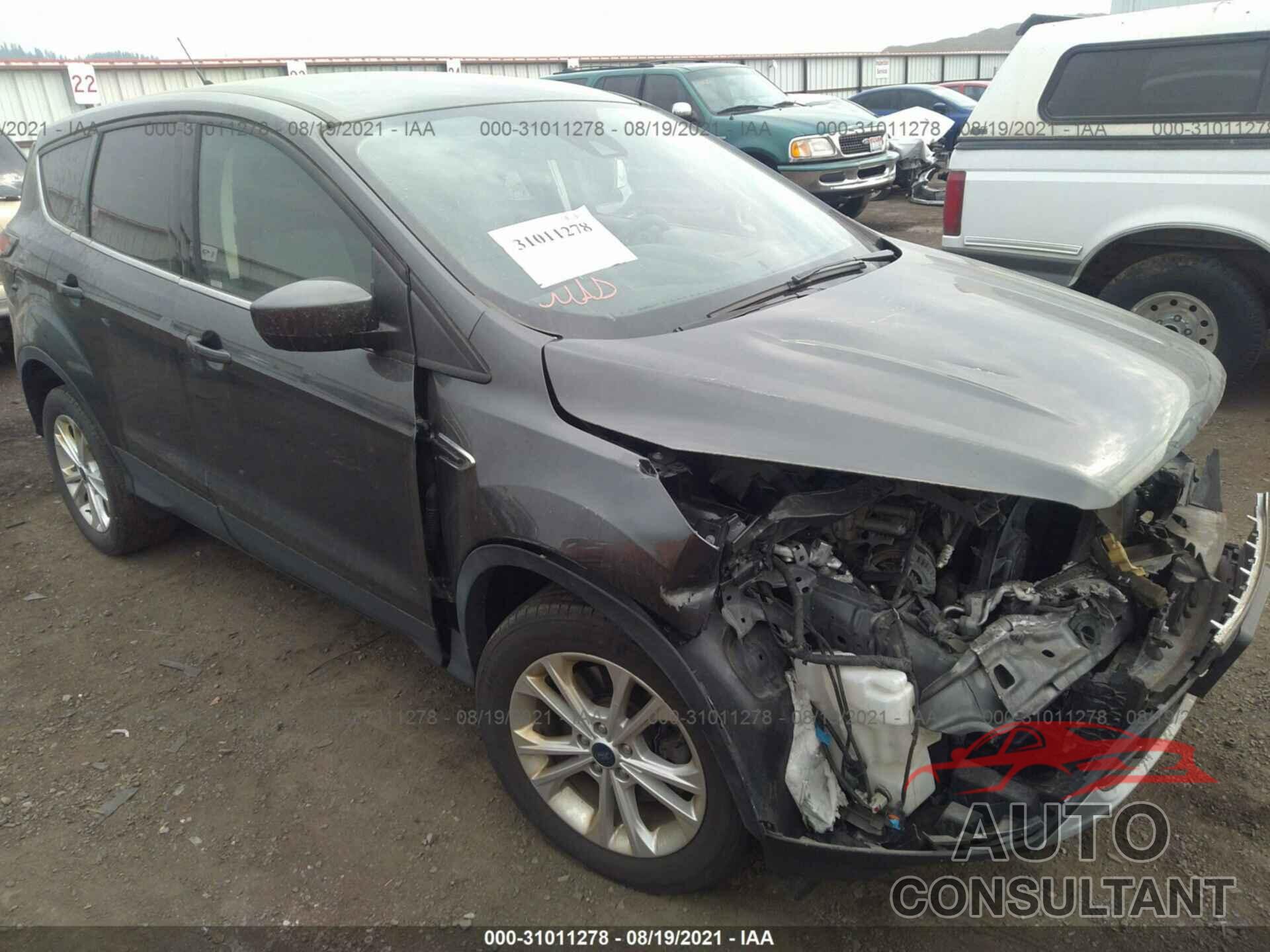 FORD ESCAPE 2019 - 1FMCU9GD8KUB63436
