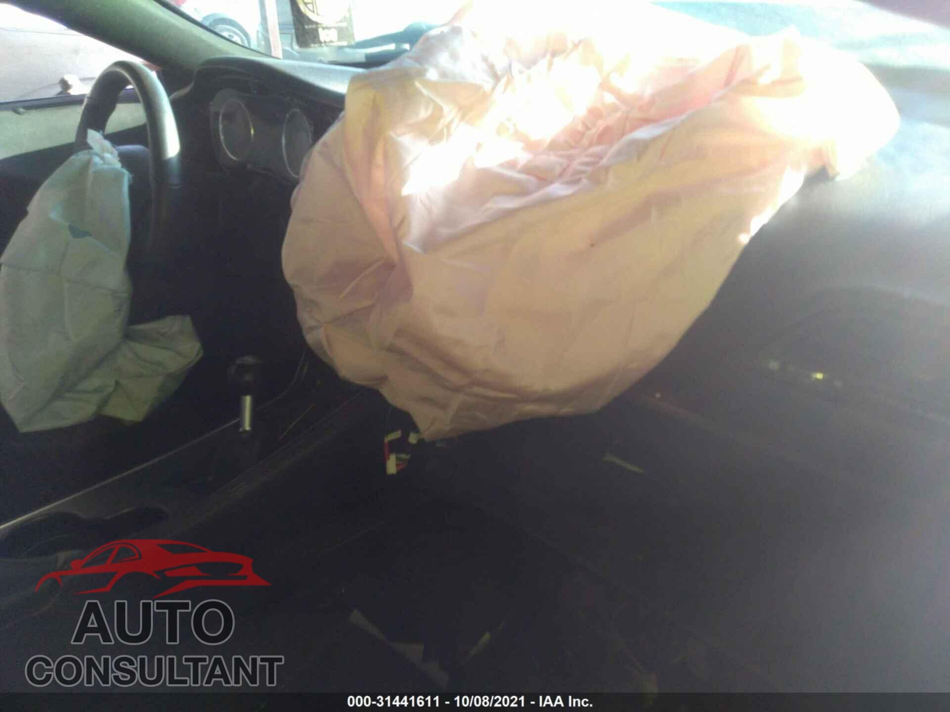 DODGE CHALLENGER 2018 - 2C3CDZBT1JH138547