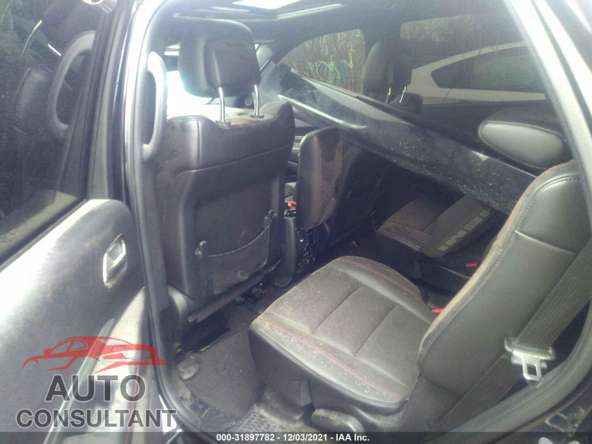 DODGE DURANGO 2018 - 1C4SDJCTXJC341186