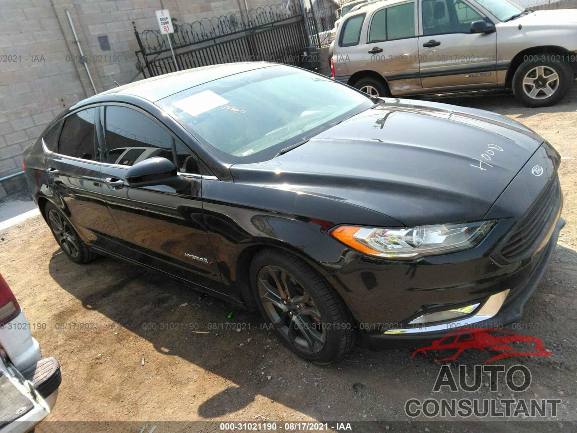 FORD FUSION HYBRID 2018 - 3FA6P0LU2JR155399