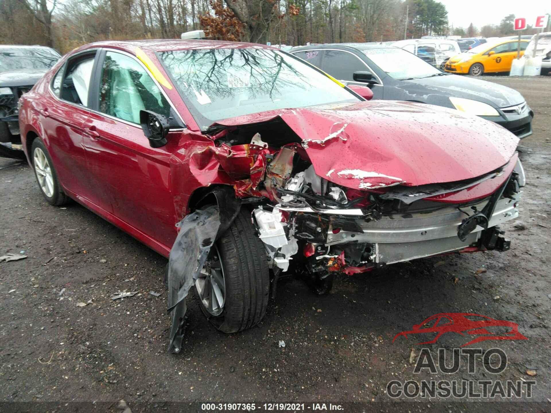 TOYOTA CAMRY 2021 - 4T1C11BK2MU024356