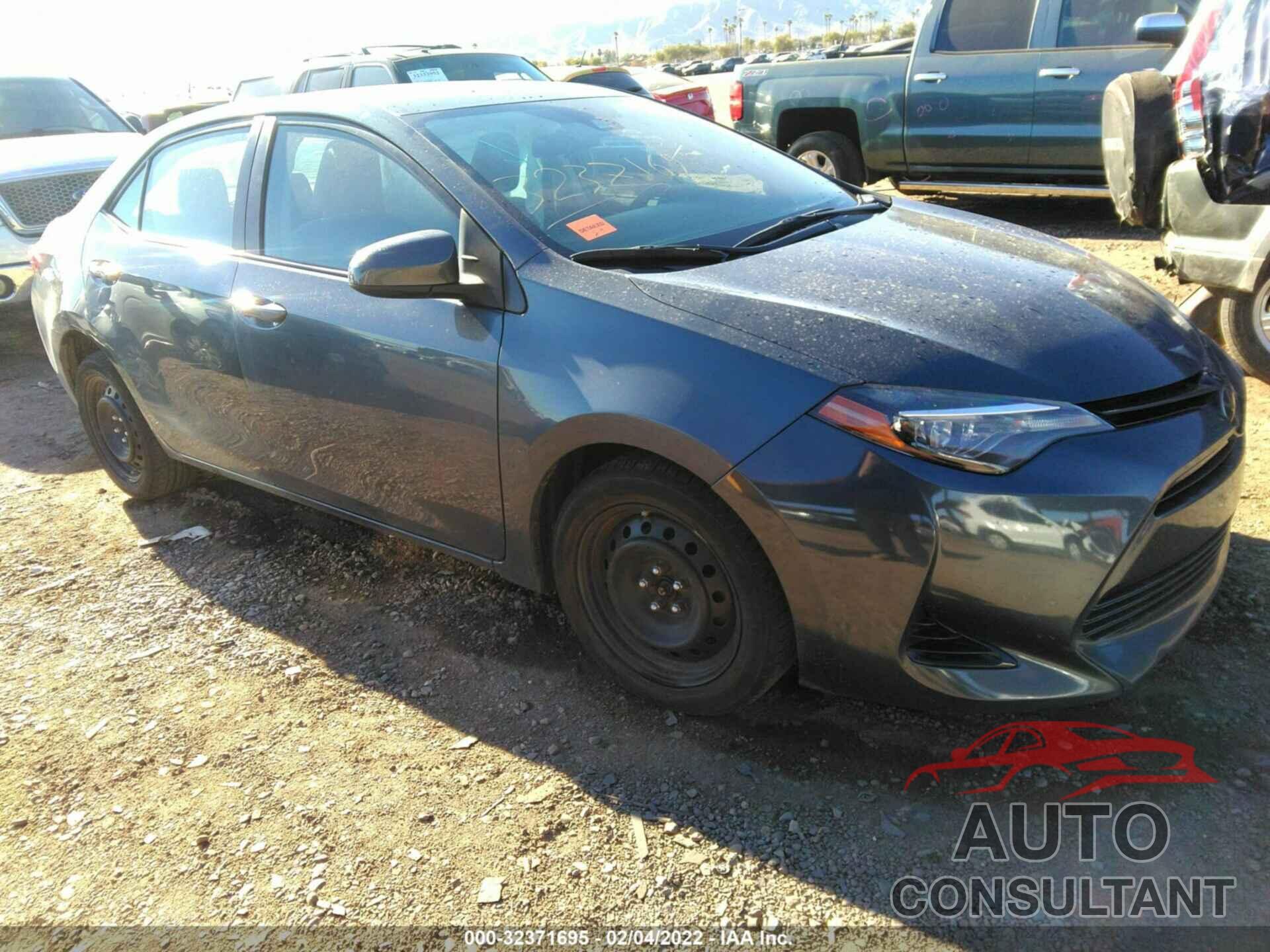 TOYOTA COROLLA 2018 - 2T1BURHE0JC020855