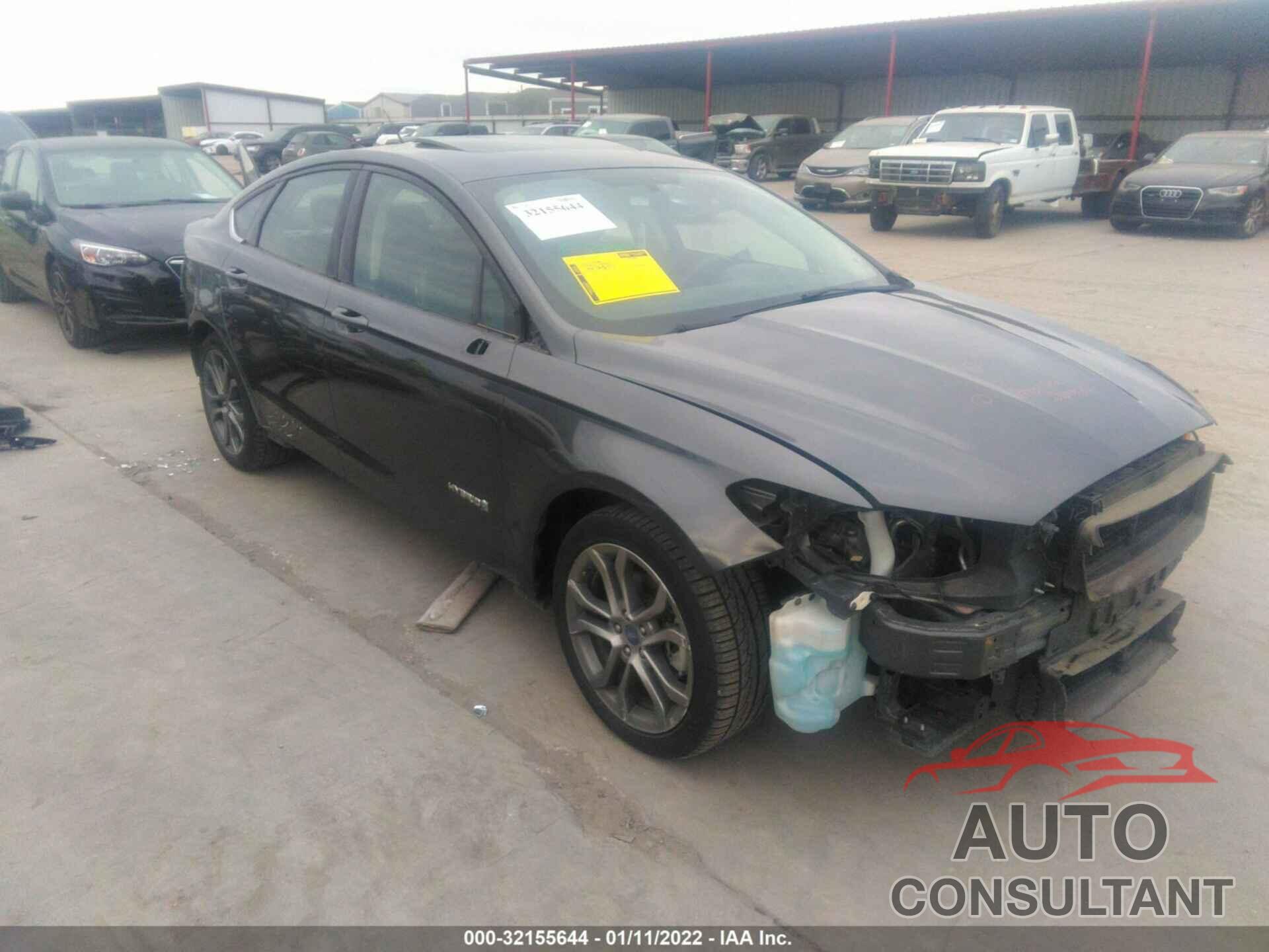 FORD FUSION 2017 - 3FA6P0LUXHR374010