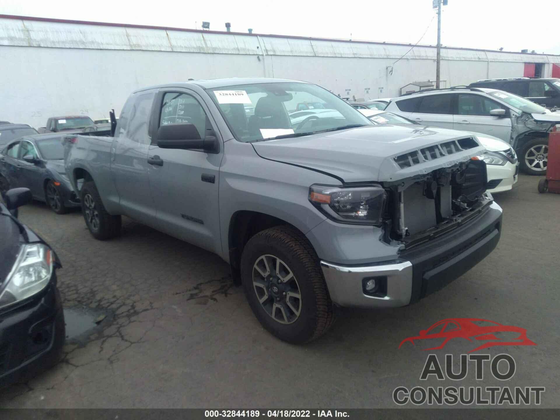 TOYOTA TUNDRA 4WD 2021 - 5TFUY5F14MX049206