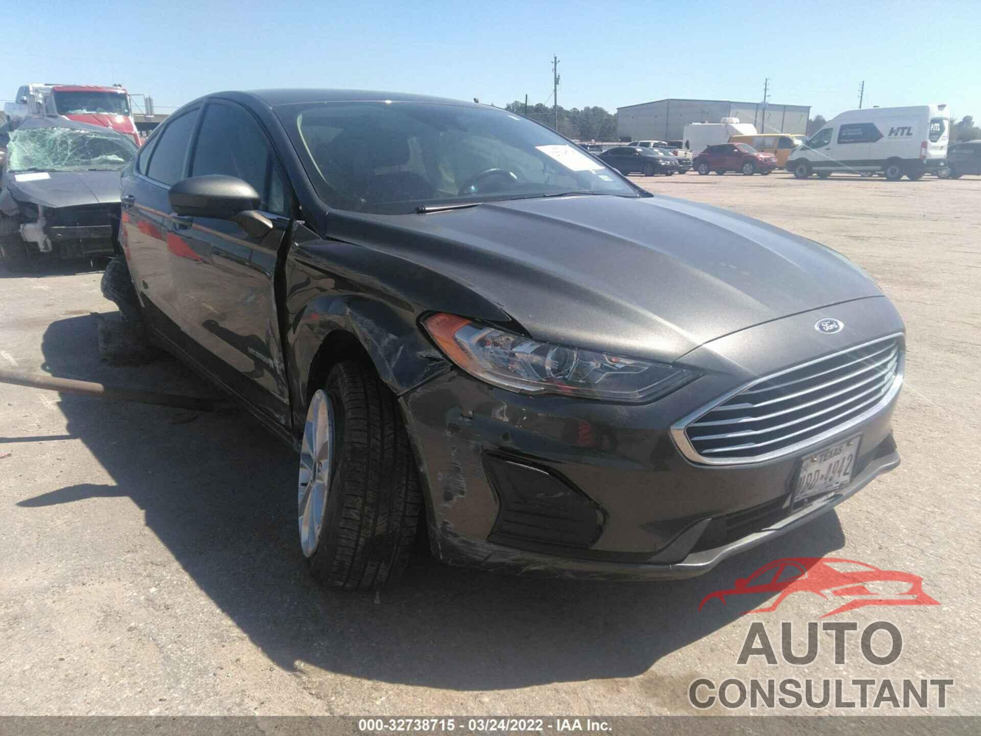 FORD FUSION HYBRID 2019 - 3FA6P0LU9KR143090