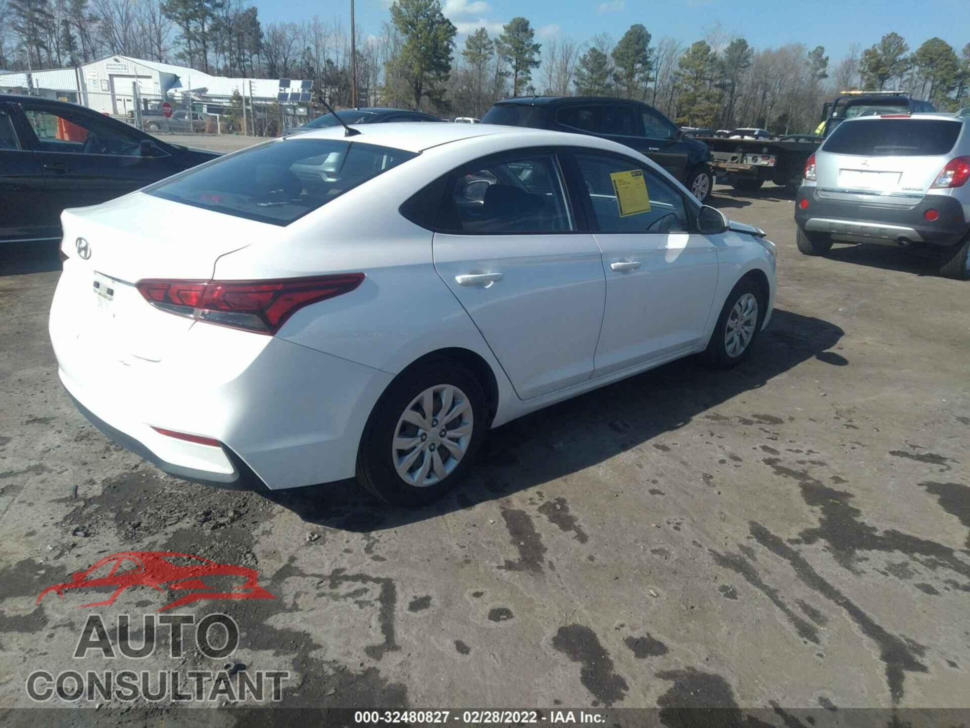 HYUNDAI ACCENT 2018 - 3KPC24A35JE022379