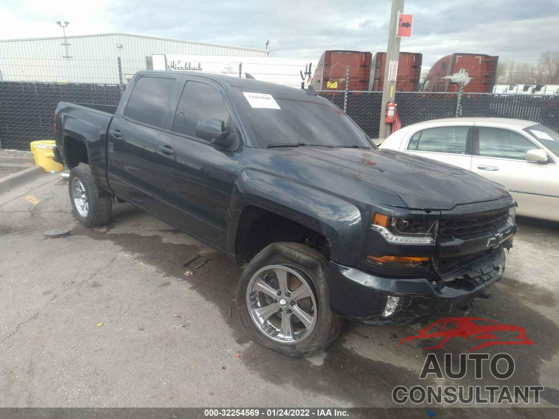 CHEVROLET SILVERADO 1500 2017 - 3GCUKREC1HG251250