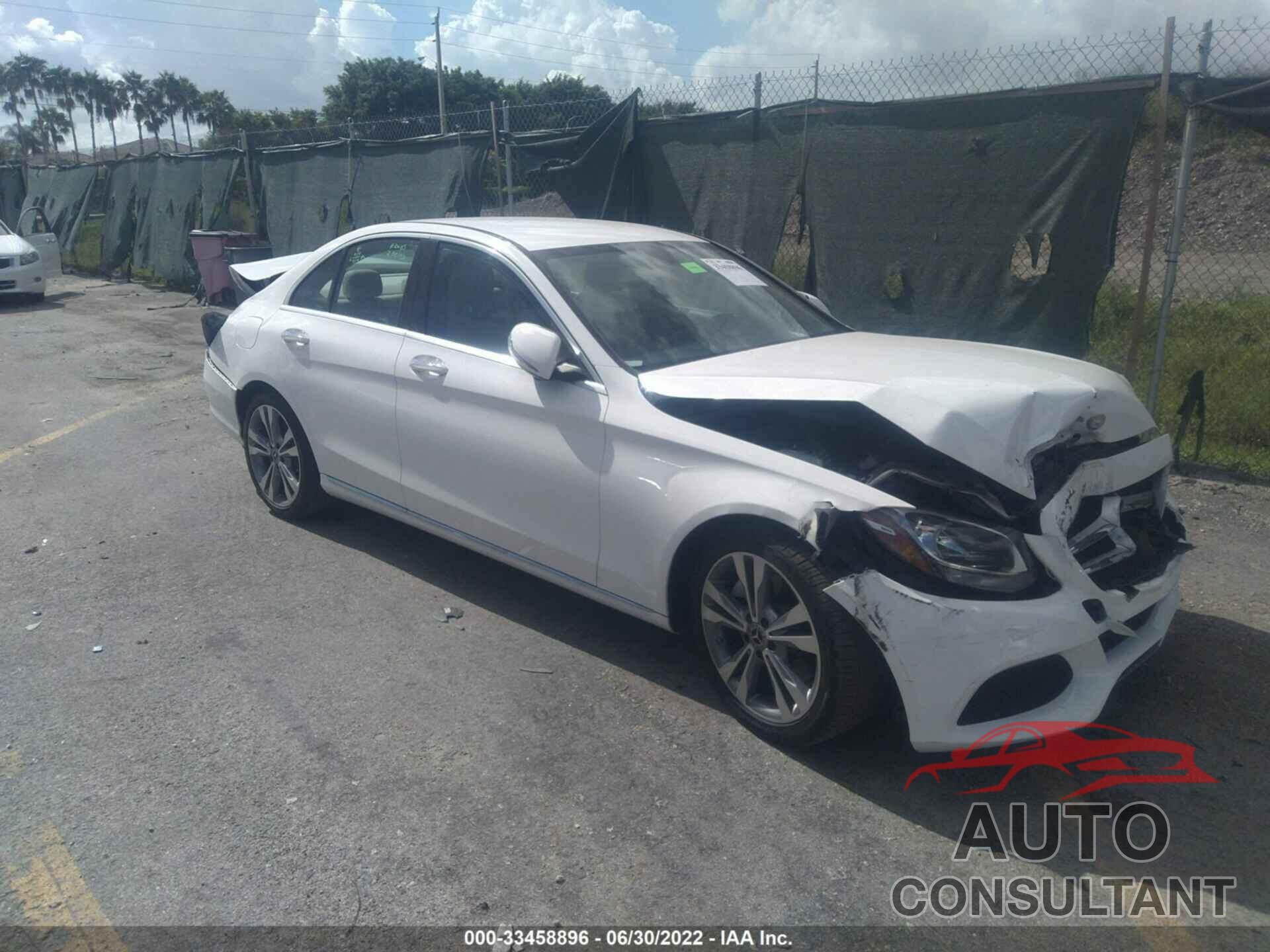 MERCEDES-BENZ C-CLASS 2017 - 55SWF4JB6HU211361