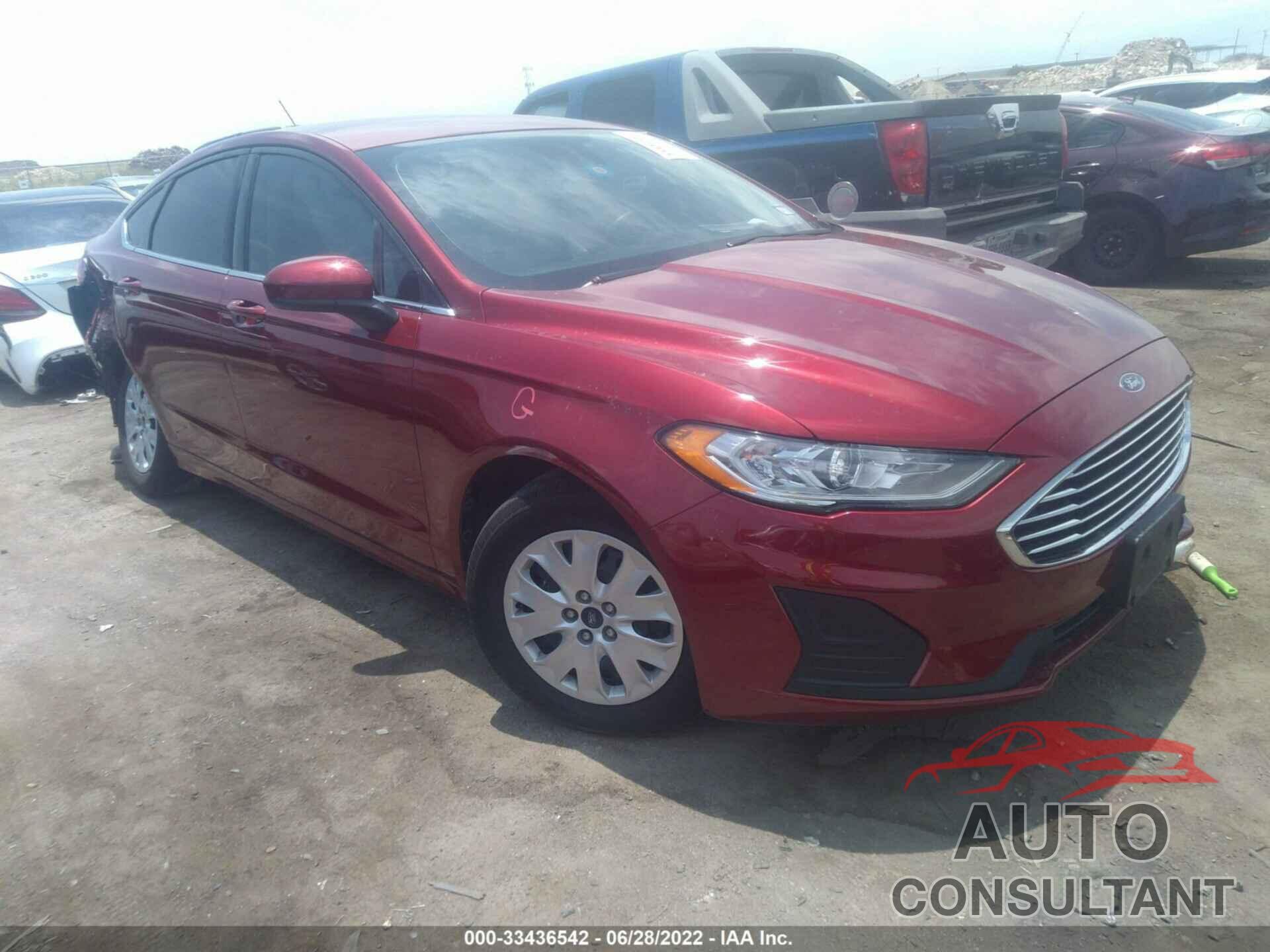 FORD FUSION 2019 - 3FA6P0G77KR169594
