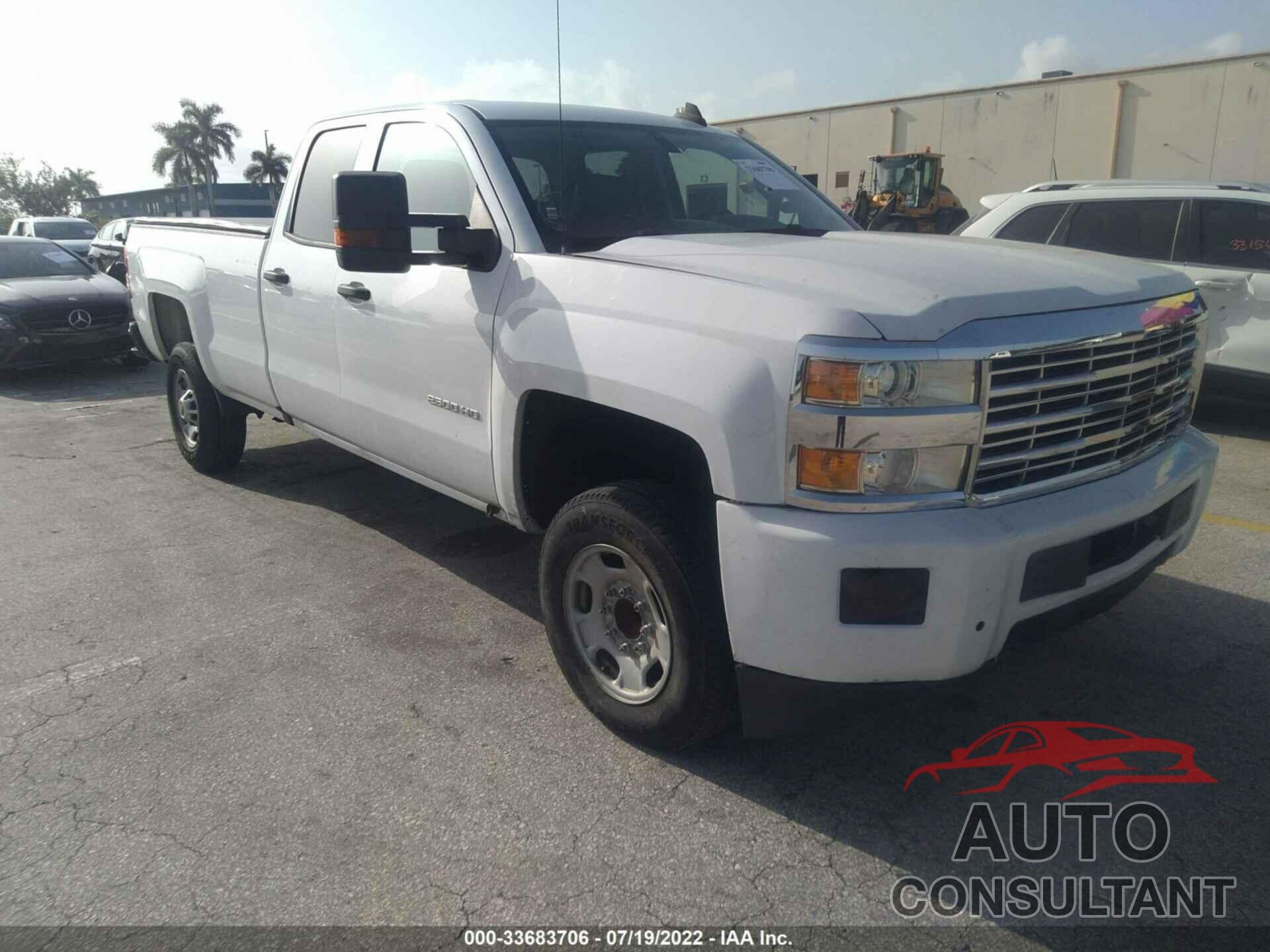 CHEVROLET SILVERADO 2500HD 2017 - 1GC2CUEG3HZ266469