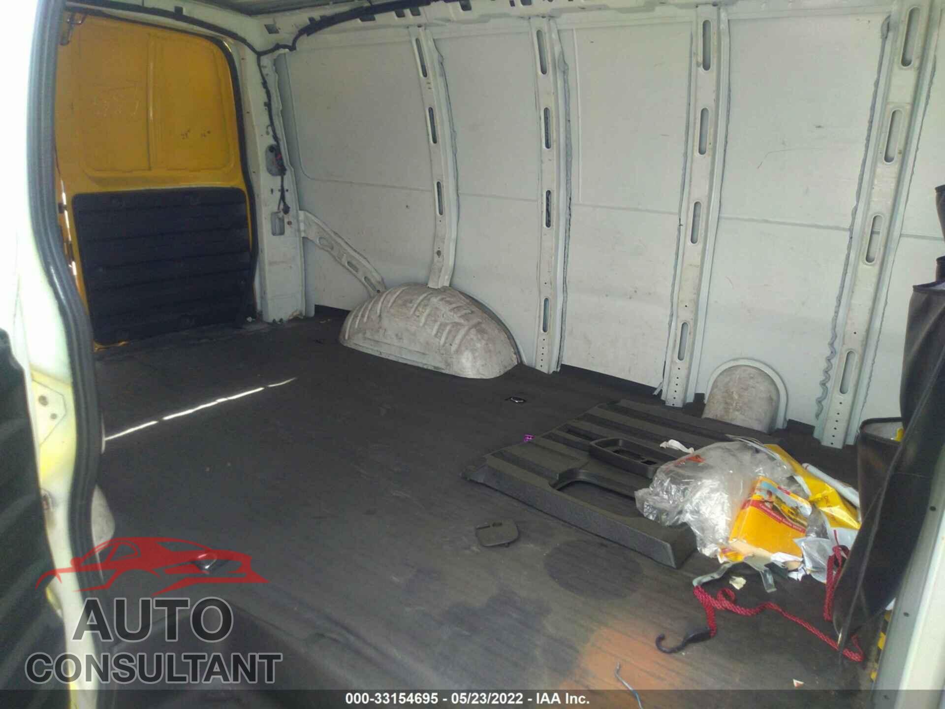 CHEVROLET EXPRESS CARGO VAN 2017 - 1GCWGAFF4H1102544