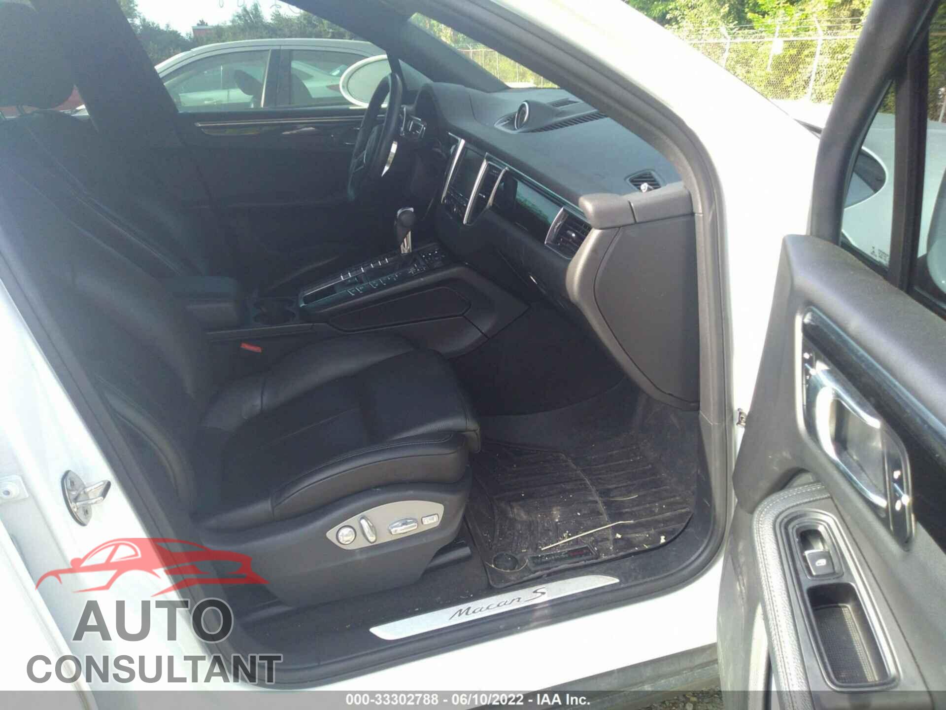 PORSCHE MACAN 2016 - WP1AB2A58GLB58453