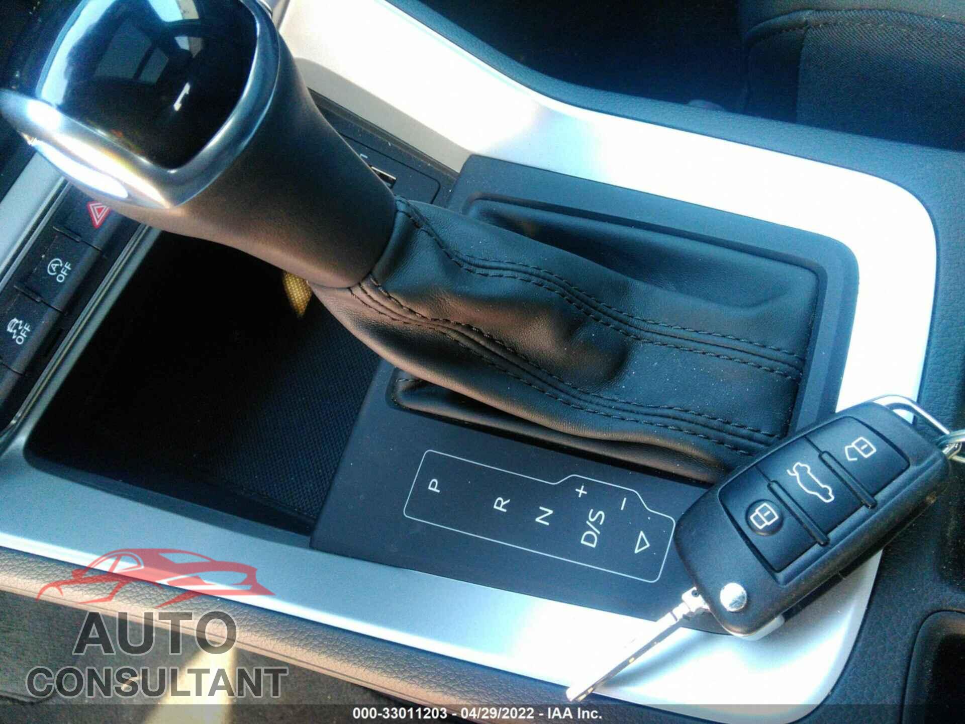 AUDI Q3 2020 - NY75898          