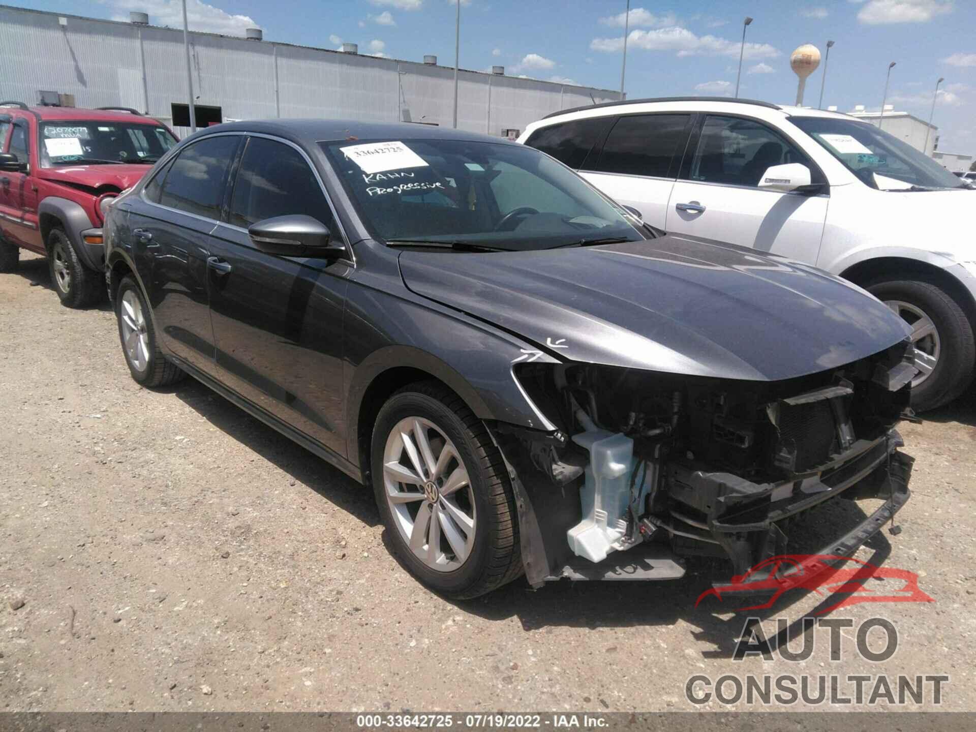 VOLKSWAGEN PASSAT 2020 - 1VWSA7A35LC016914