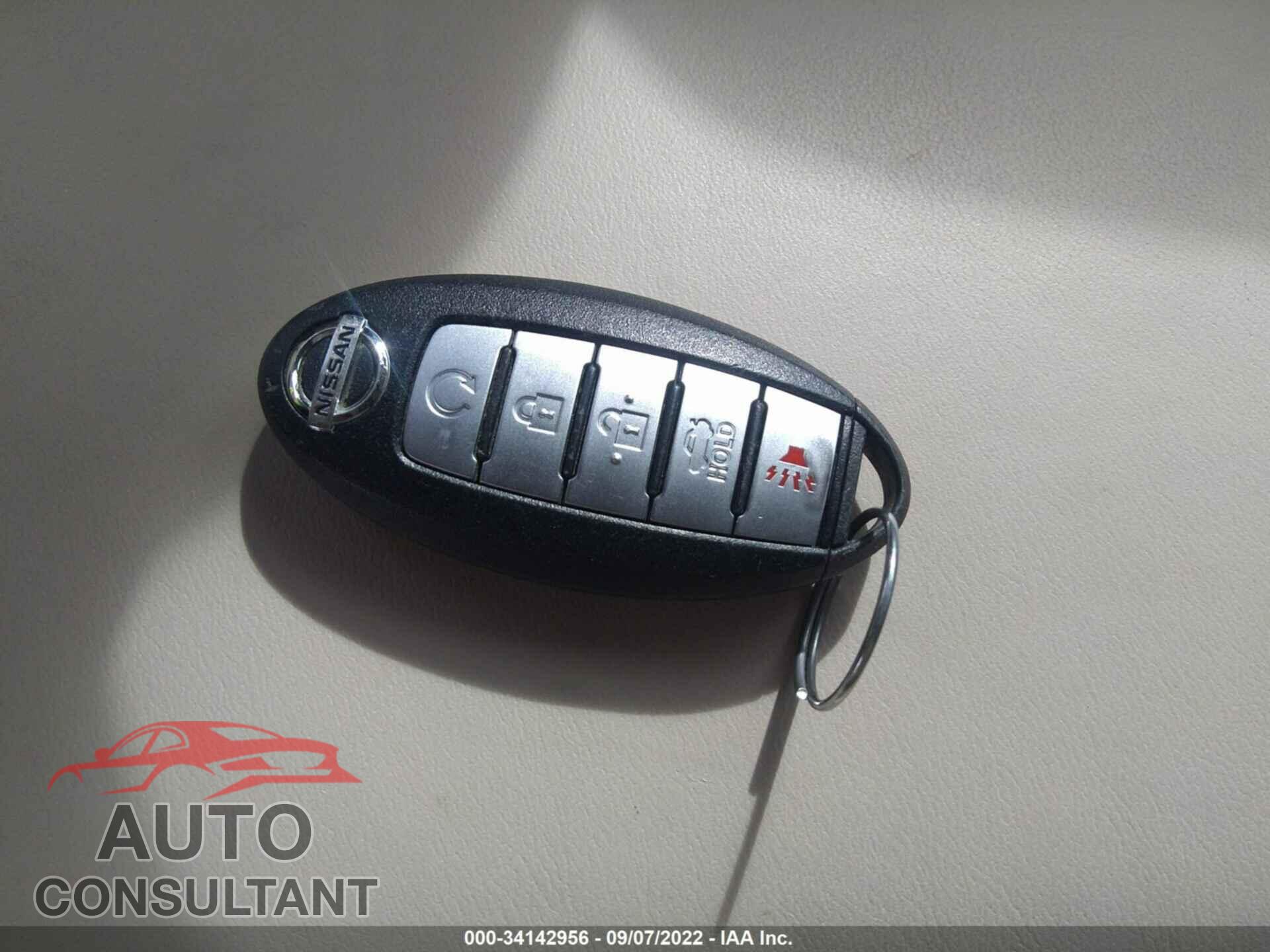 NISSAN MAXIMA 2016 - 1N4AA6AP2GC417067