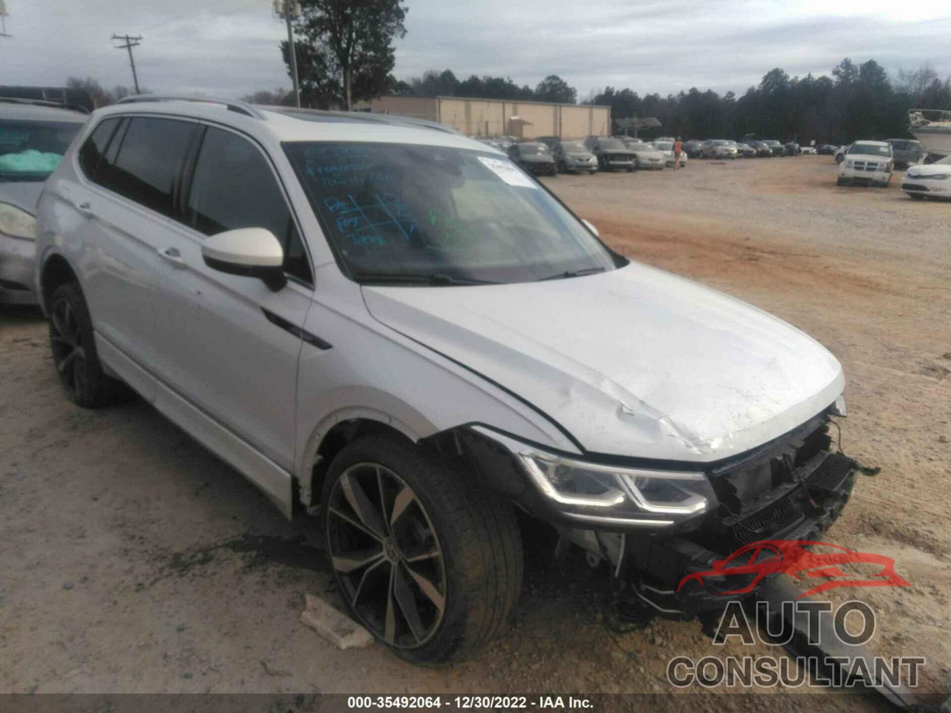 VOLKSWAGEN TIGUAN 2022 - 3VV4B7AX4NM053712