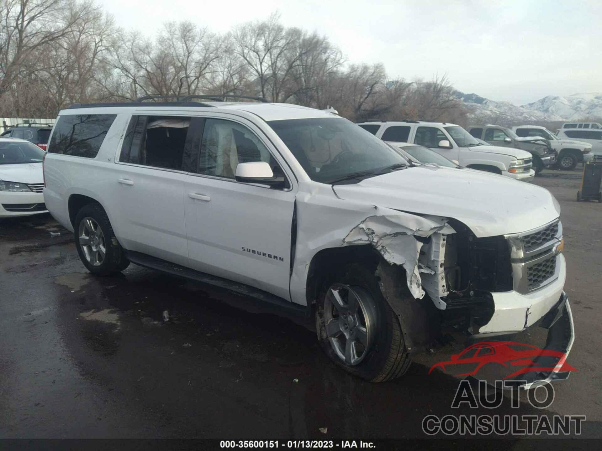 CHEVROLET SUBURBAN 2018 - 1GNSKHKC8JR307767