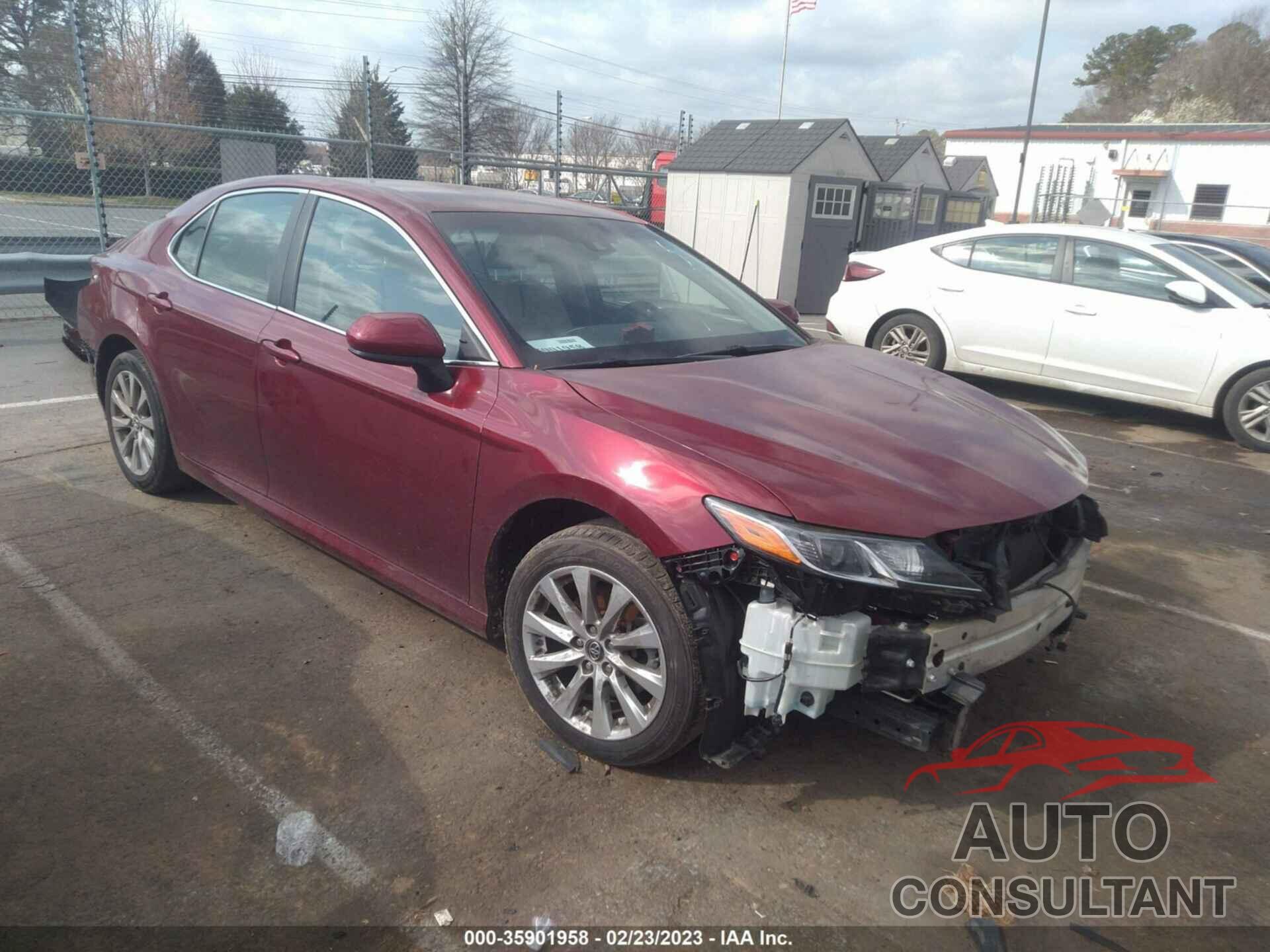 TOYOTA CAMRY 2018 - 4T1B11HKXJU636562