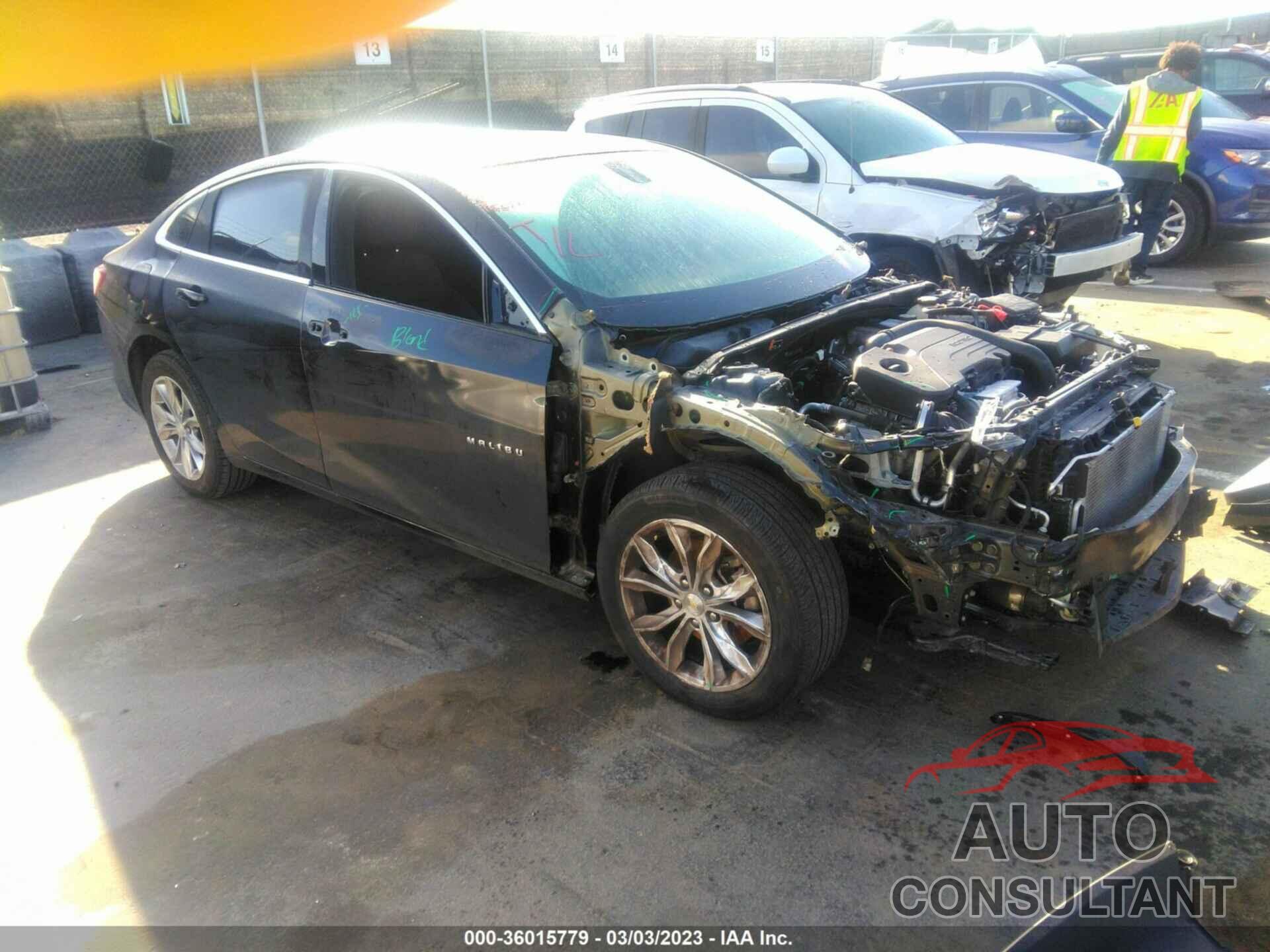 CHEVROLET MALIBU 2020 - 1G1ZD5ST9LF011007