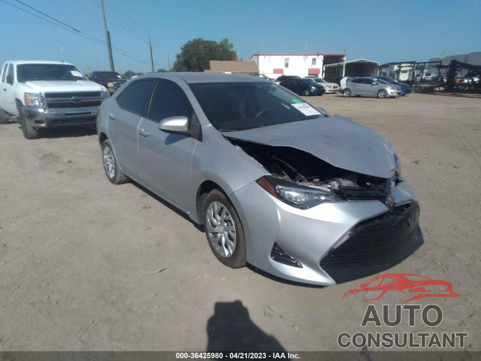 TOYOTA COROLLA 2018 - 5YFBURHE1JP813839