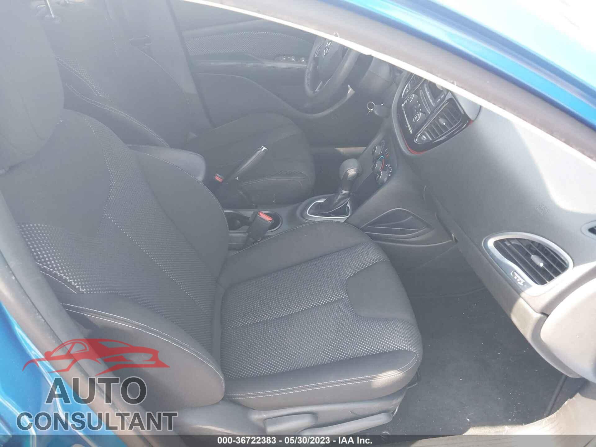 DODGE DART 2015 - 1C3CDFBB6FD315538