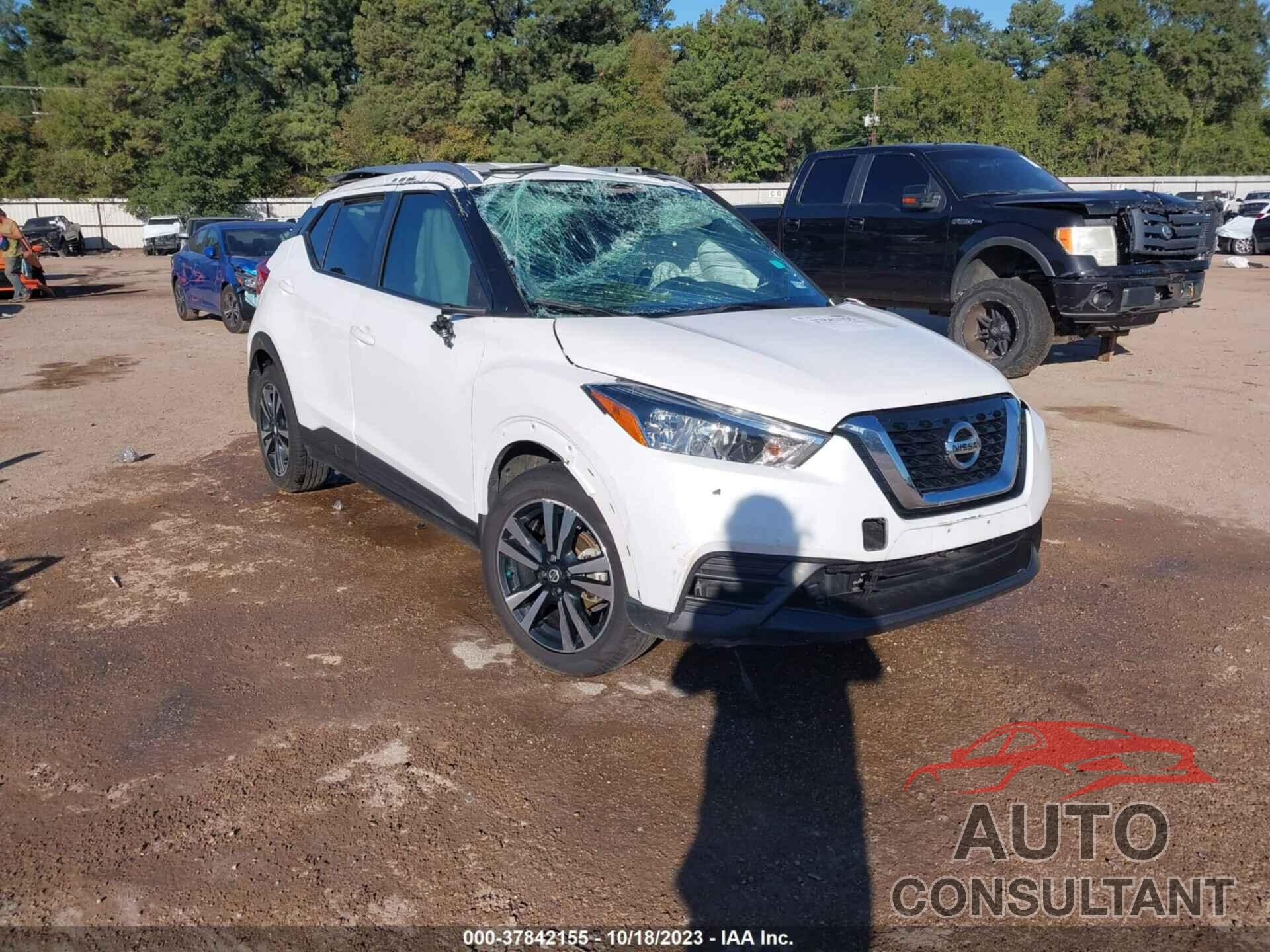 NISSAN KICKS 2019 - 3N1CP5CU0KL563076