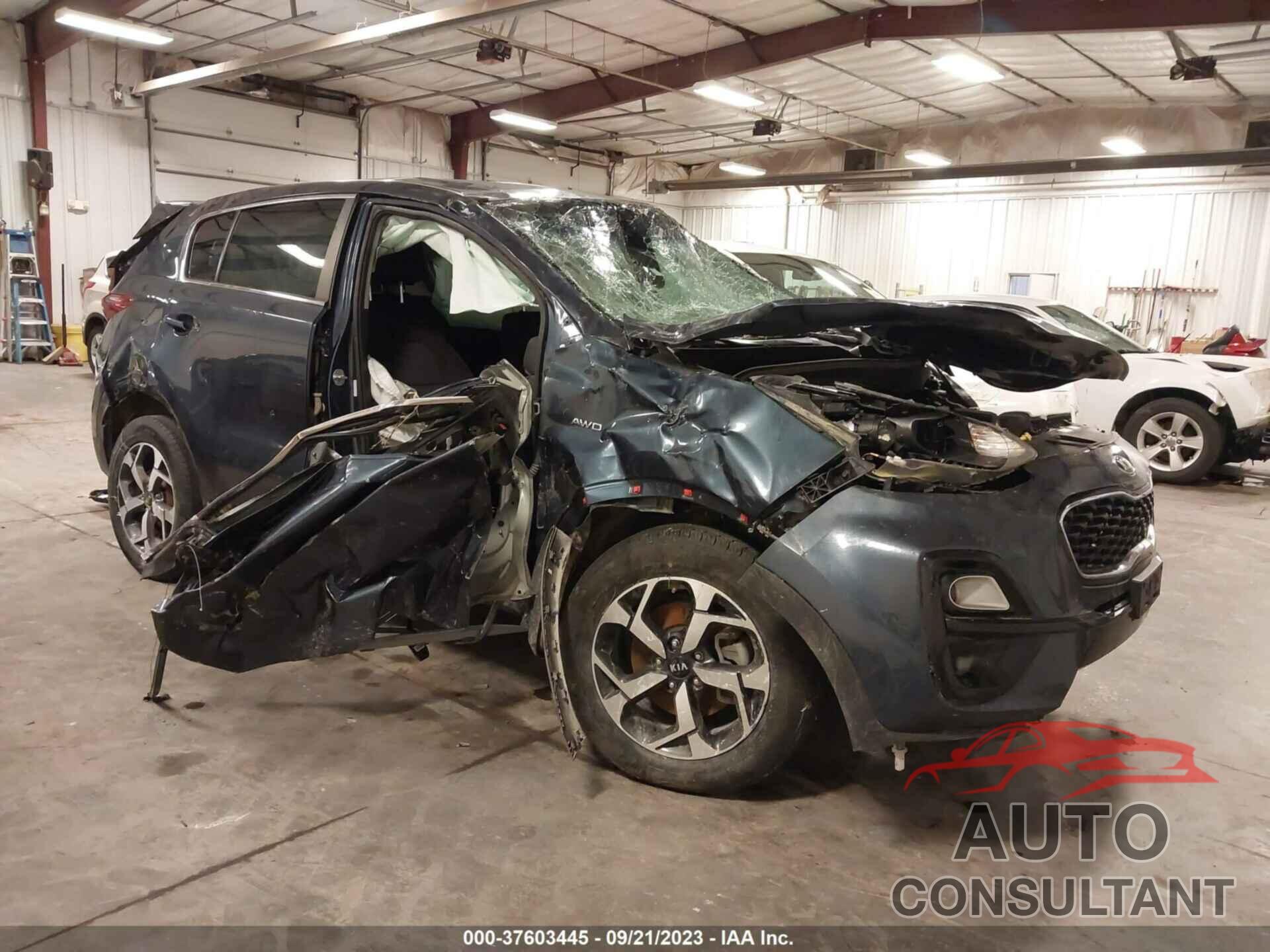 KIA SPORTAGE 2021 - KNDPMCAC8M7884120